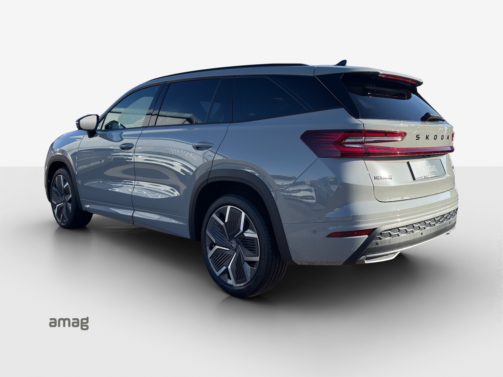 SKODA Kodiaq 2.0 TSI Sportline 4x4-image-2