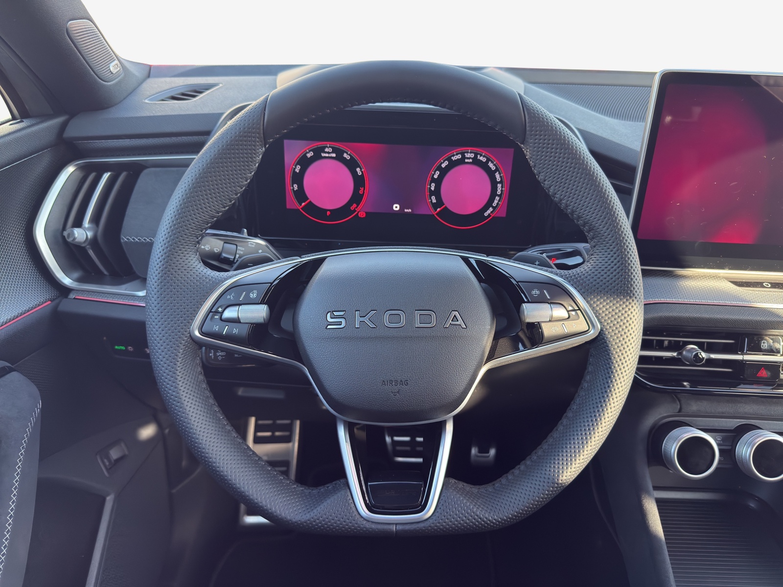 SKODA Kodiaq 2.0 TSI Sportline 4x4-image-9