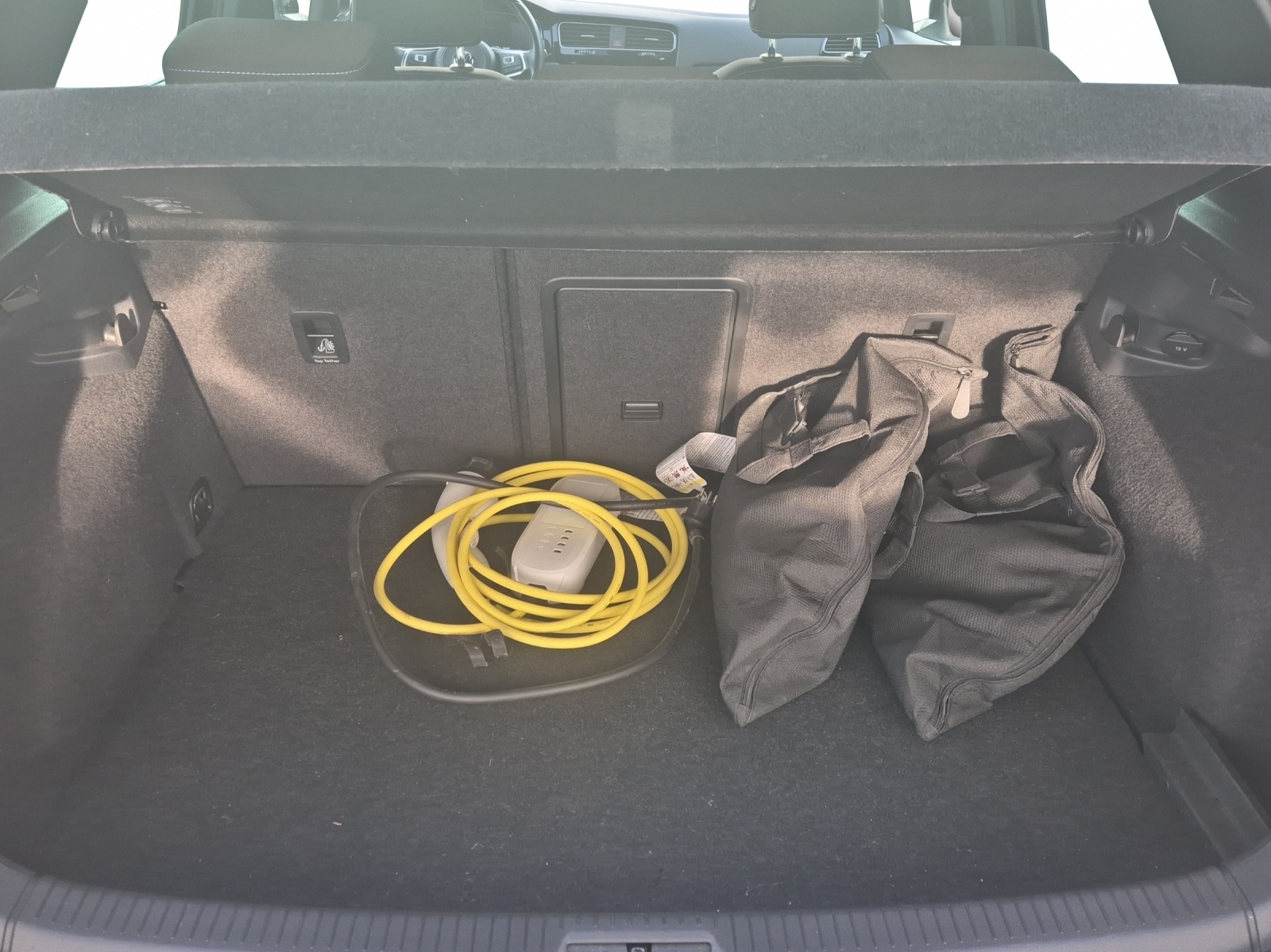VW Golf 1.4 TSI GTE-image-19