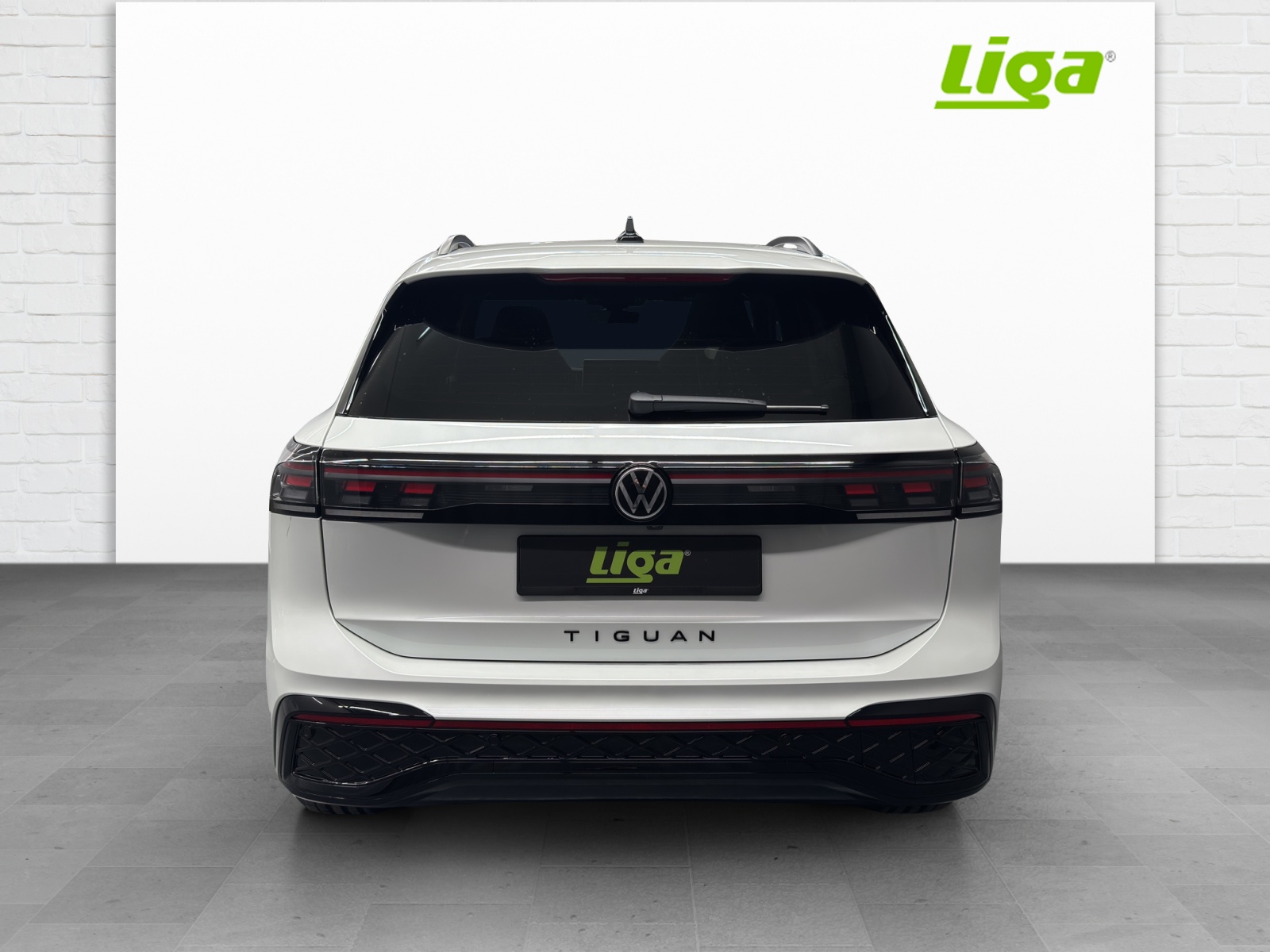 VW Tiguan 2.0 TSI R-Line United DSG 4motion-image-4
