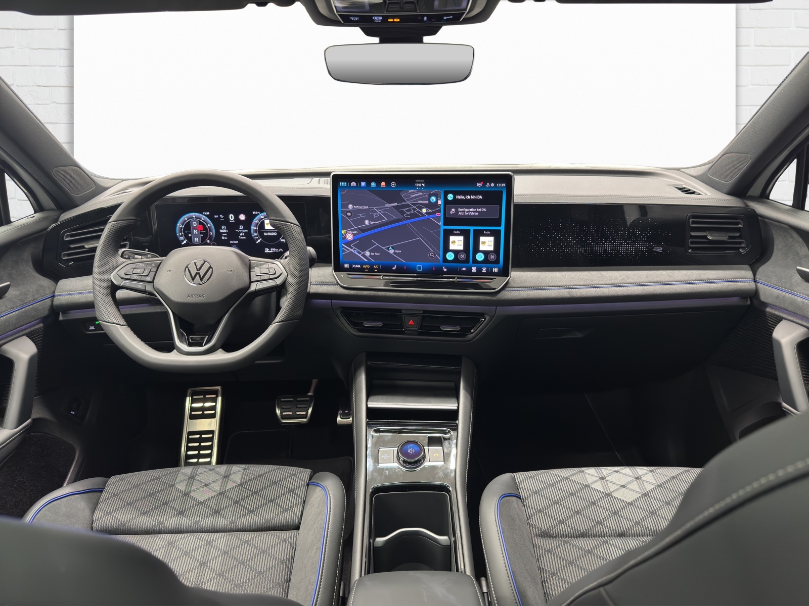 VW Tiguan 2.0 TSI R-Line United DSG 4motion-image-7