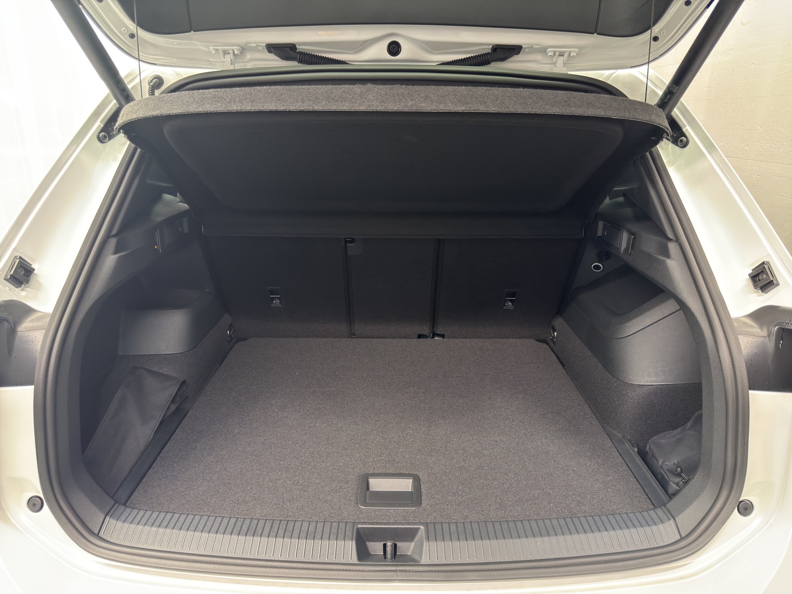 VW Tiguan 2.0 TSI R-Line United DSG 4motion-image-10