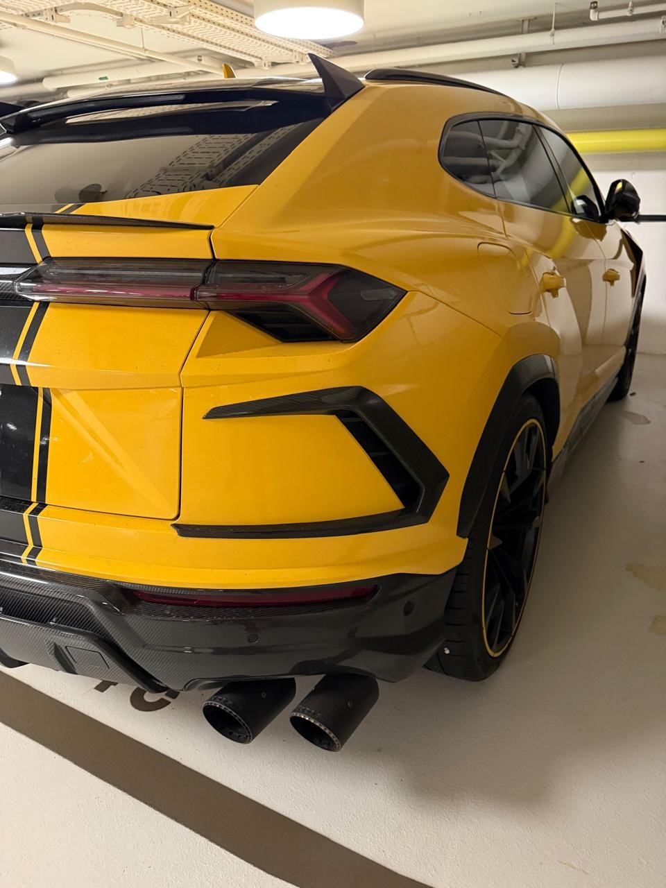 LAMBORGHINI Urus E-Gear TopCar Carbon Kit-image-3