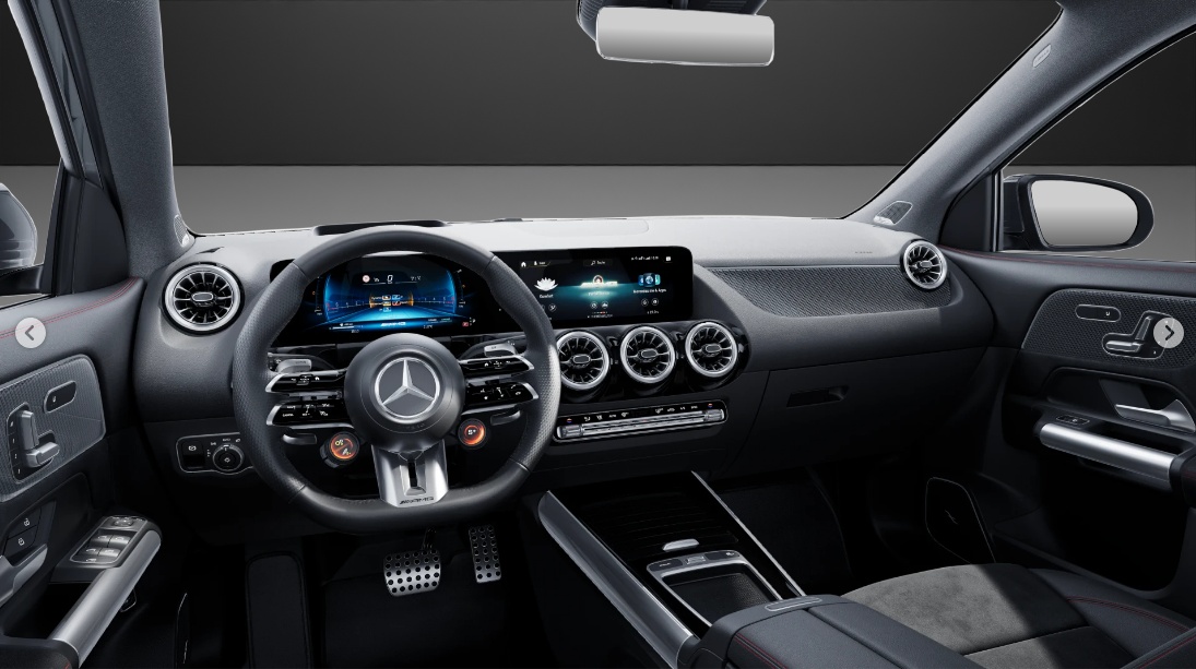 MERCEDES-BENZ GLA AMG 35 4Matic 8G-DCT-image-6