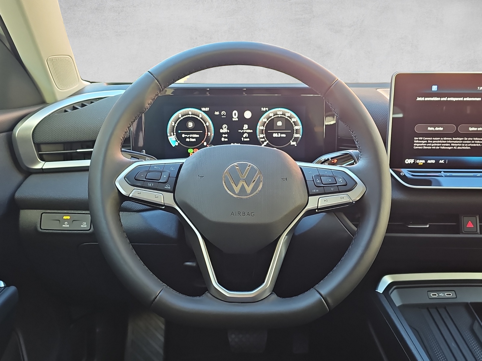 VW T-Roc 1.5 eTSI mHEV Trend DSG-image-10