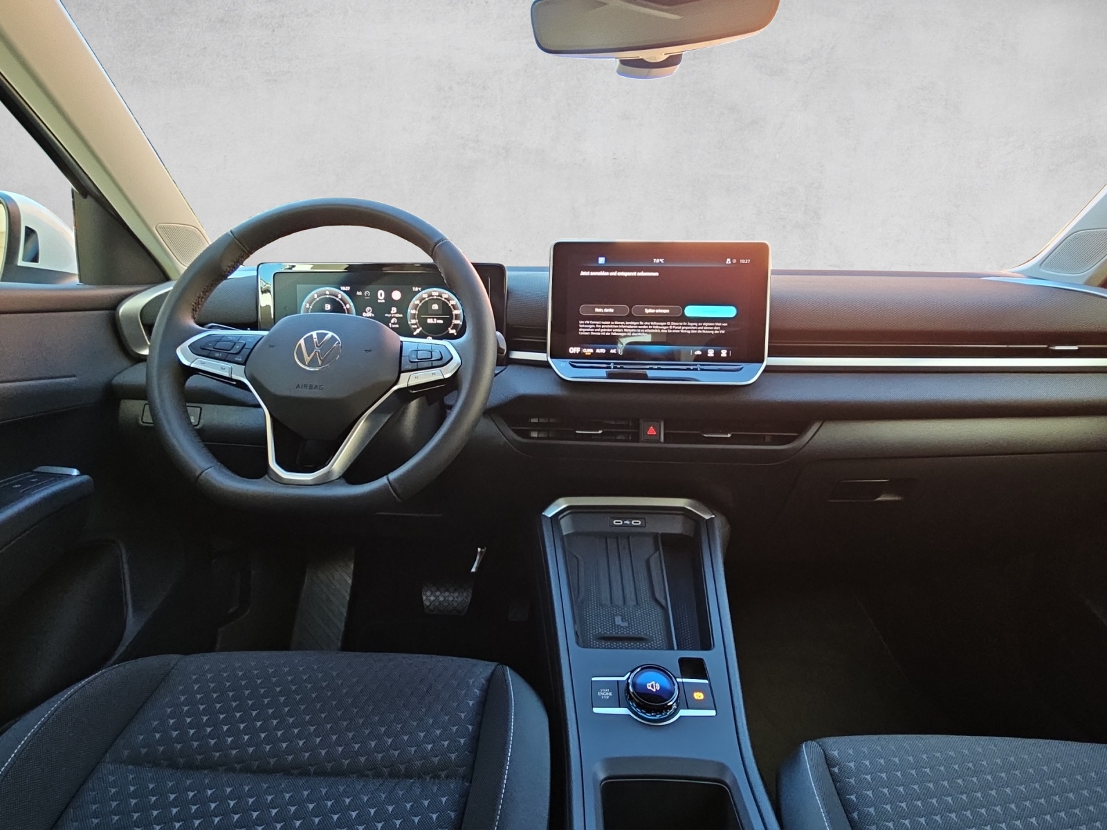 VW T-Roc 1.5 eTSI mHEV Trend DSG-image-11