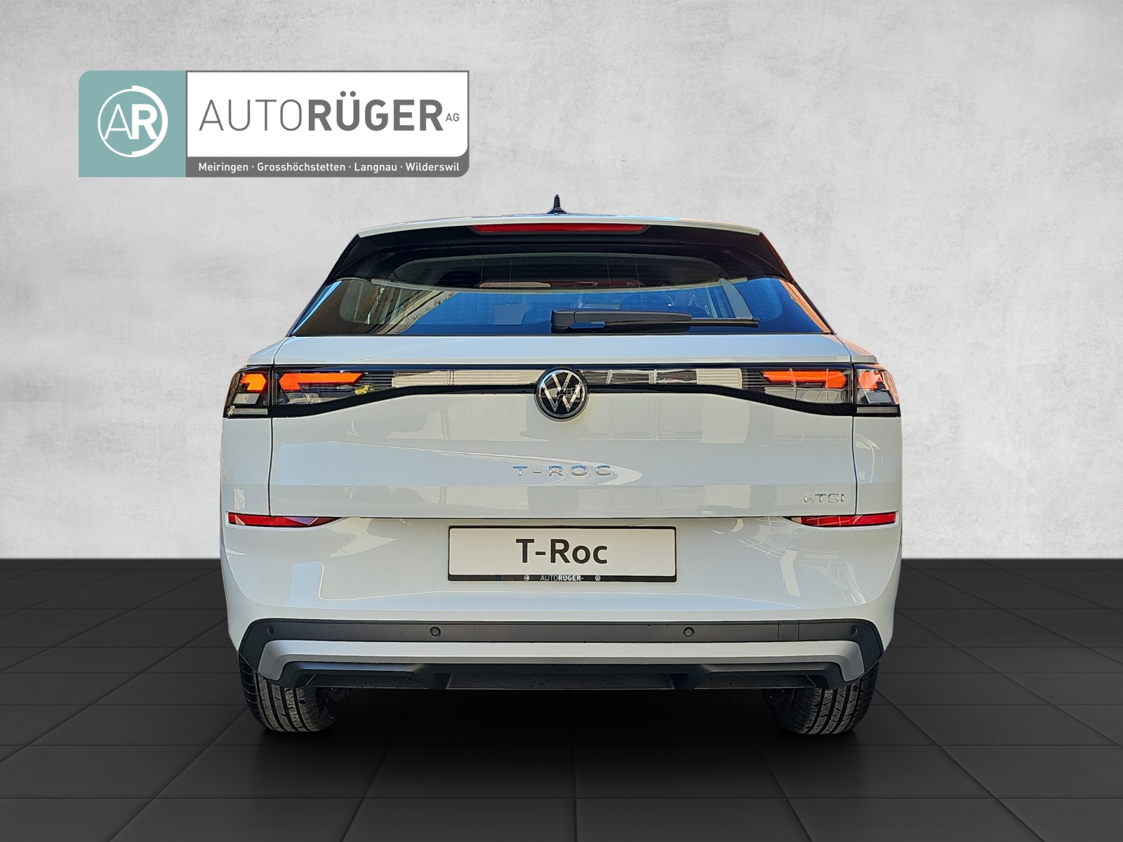VW T-Roc 1.5 eTSI mHEV Trend DSG-image-4