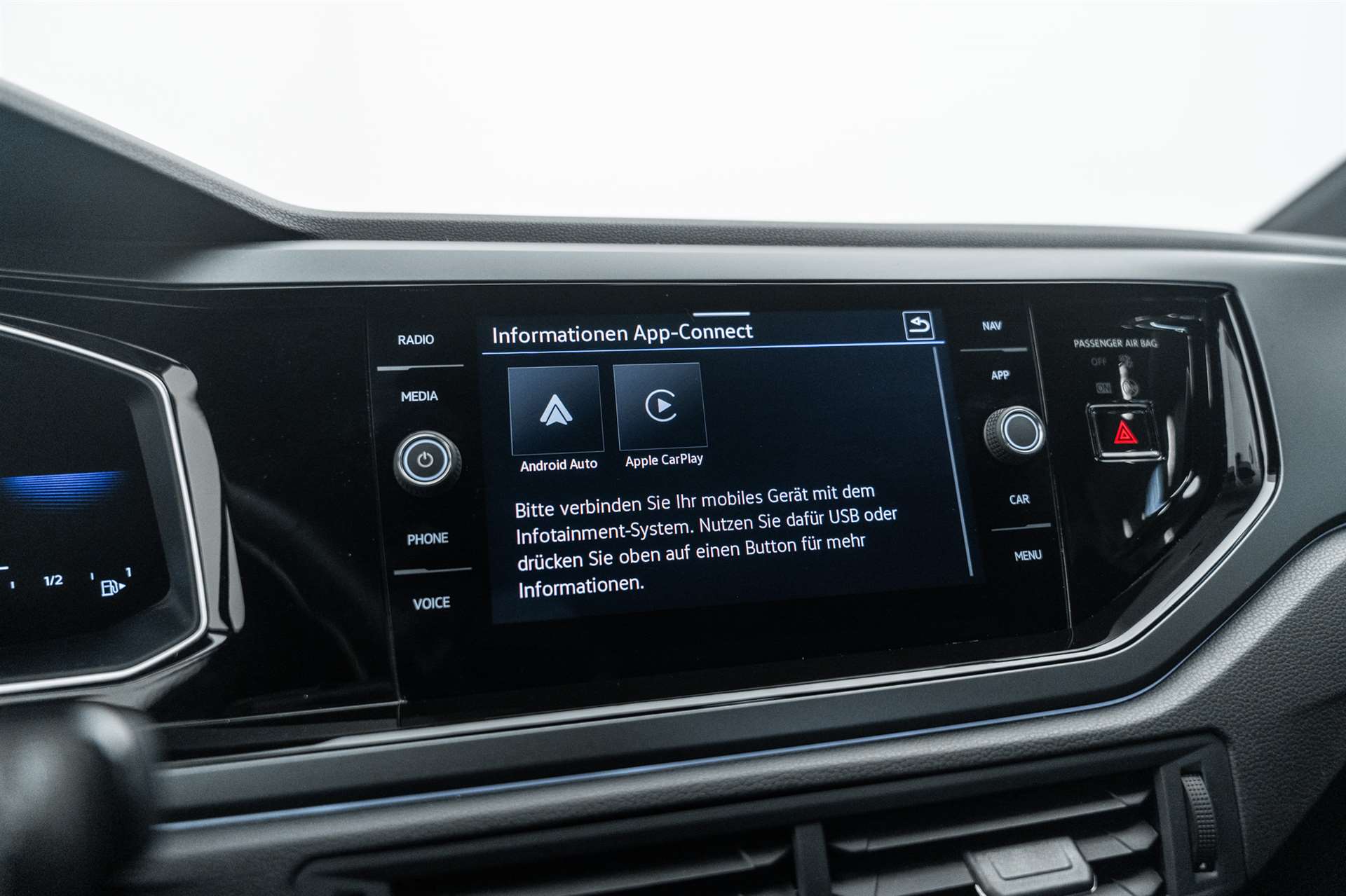 VW Polo 1.0 TSi R-Line DSG-Automat-image-19