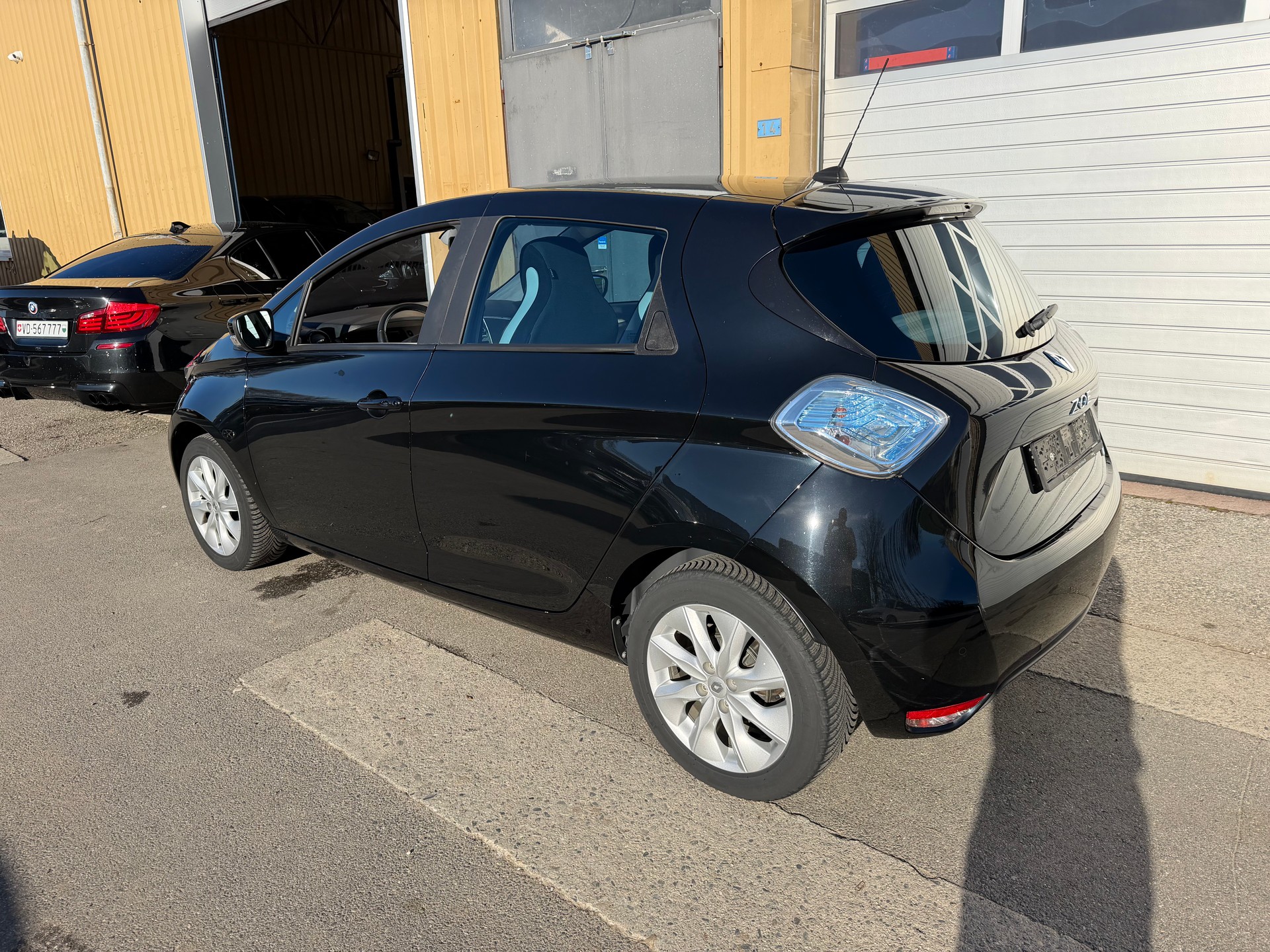 RENAULT Zoe Life Q210-image-5