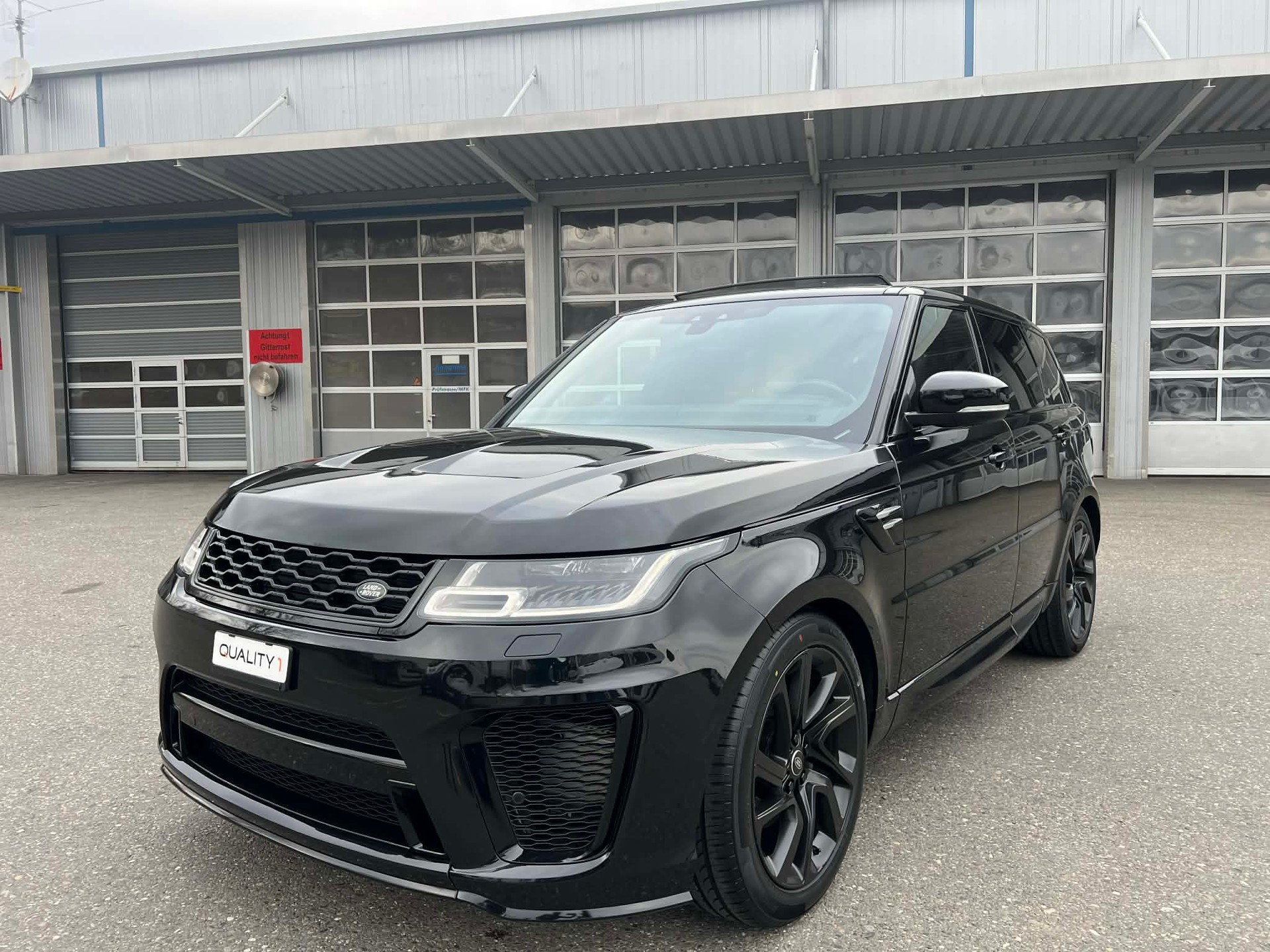 LAND ROVER Range Rover Sport 3.0 TDV6 S Automatic-showroom-element-1