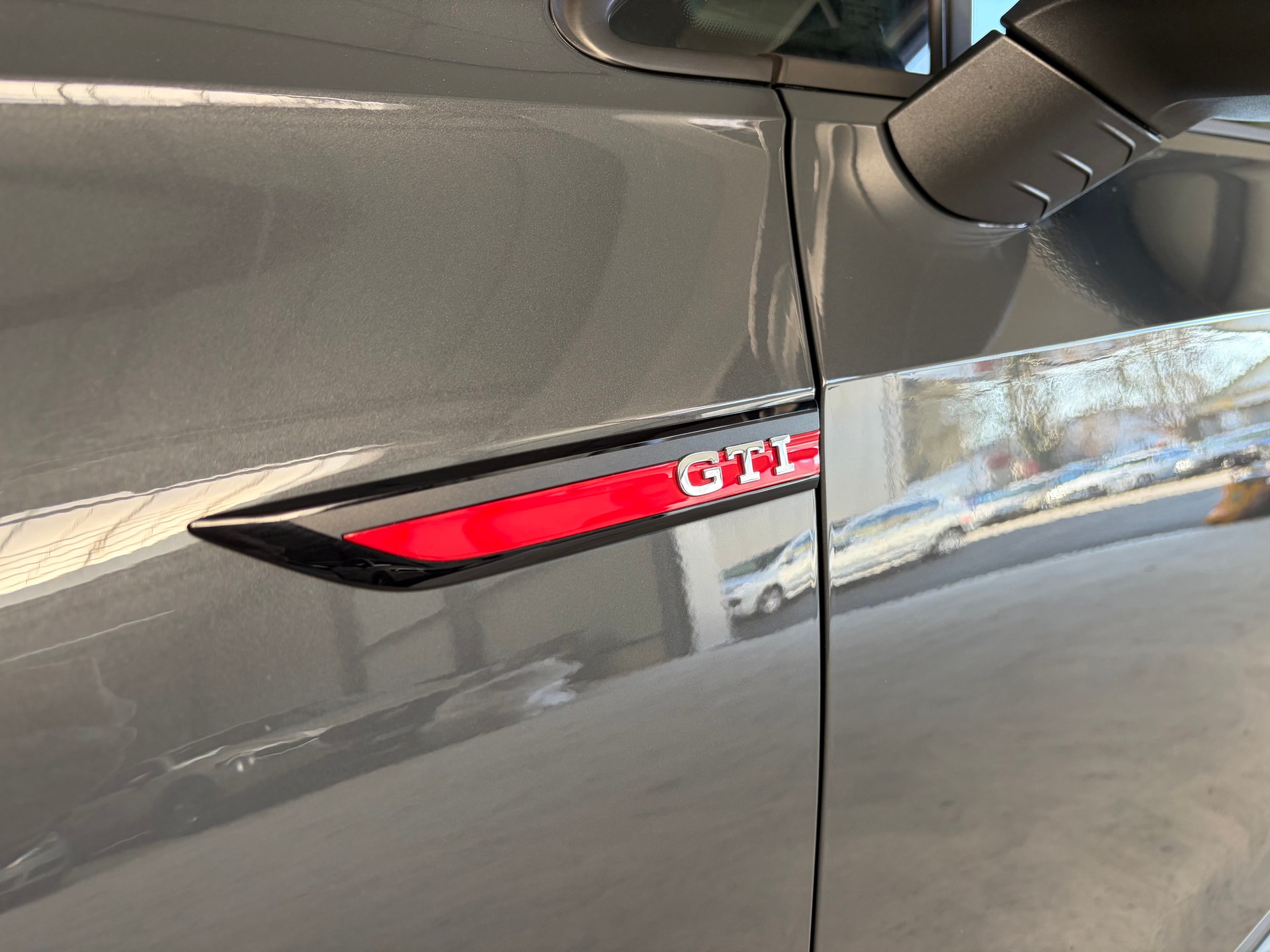 VW Golf 2.0 TSI GTI DSG-image-13