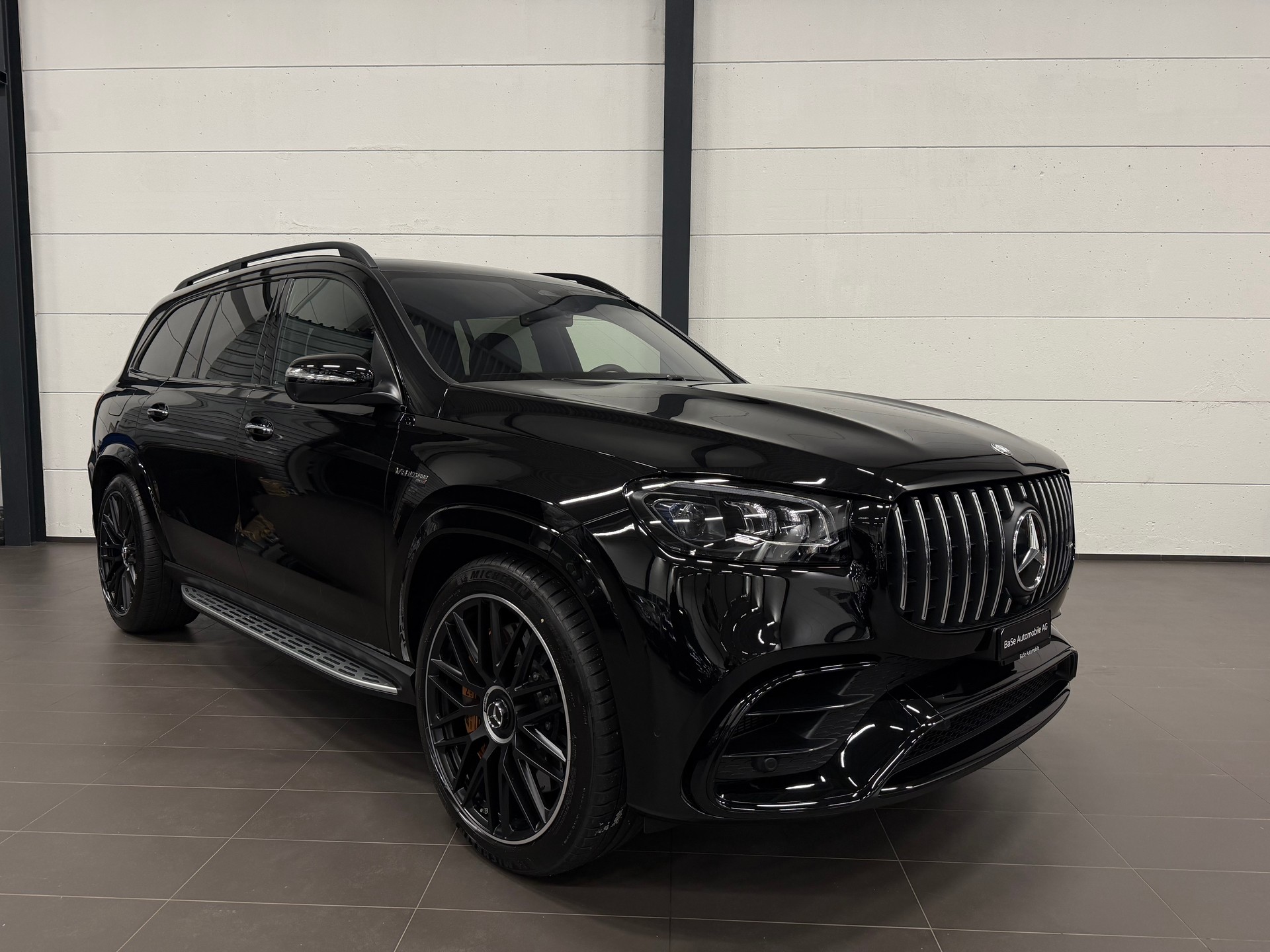 MERCEDES-BENZ GLS 63 AMG 4Matic + 9G-Tronic-image-1
