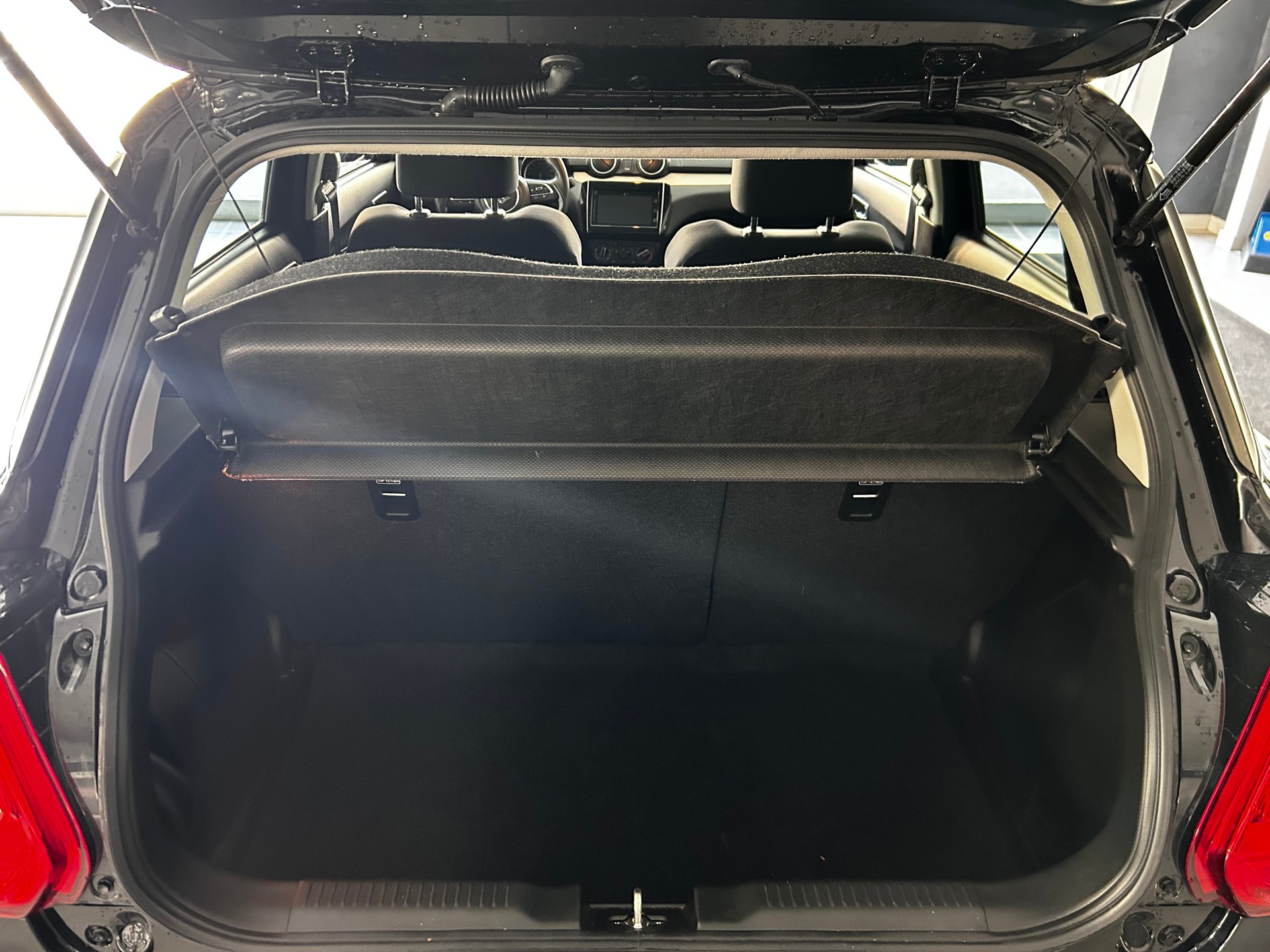 SUZUKI Swift 1.2 Compact Top Hybrid CVT-image-11