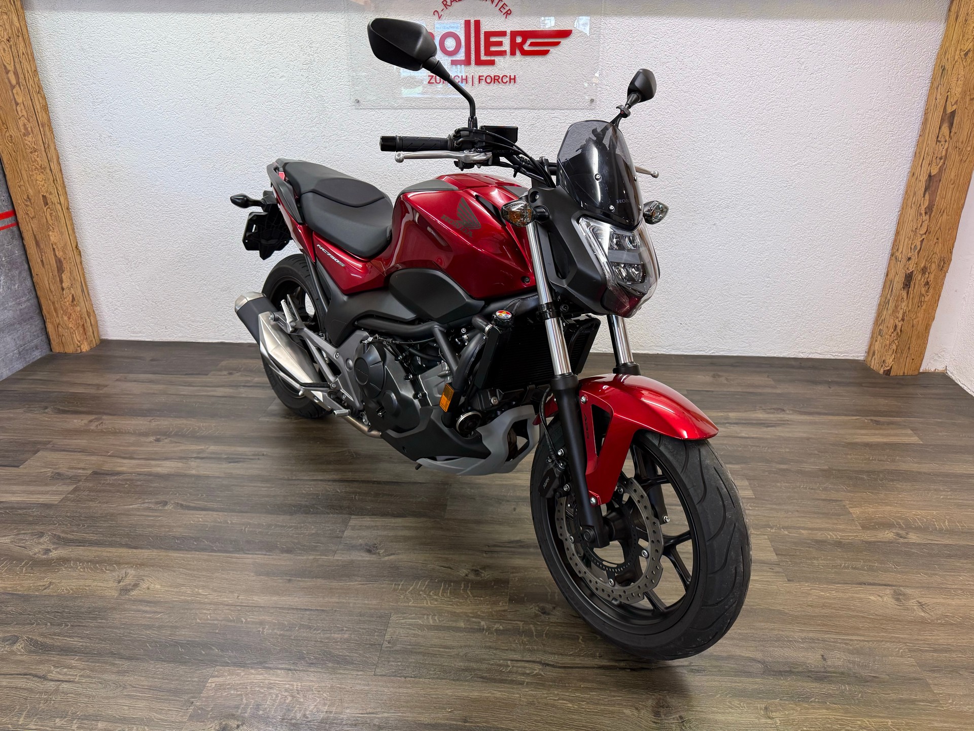 HONDA NC 750 S ABS-showroom-element-1