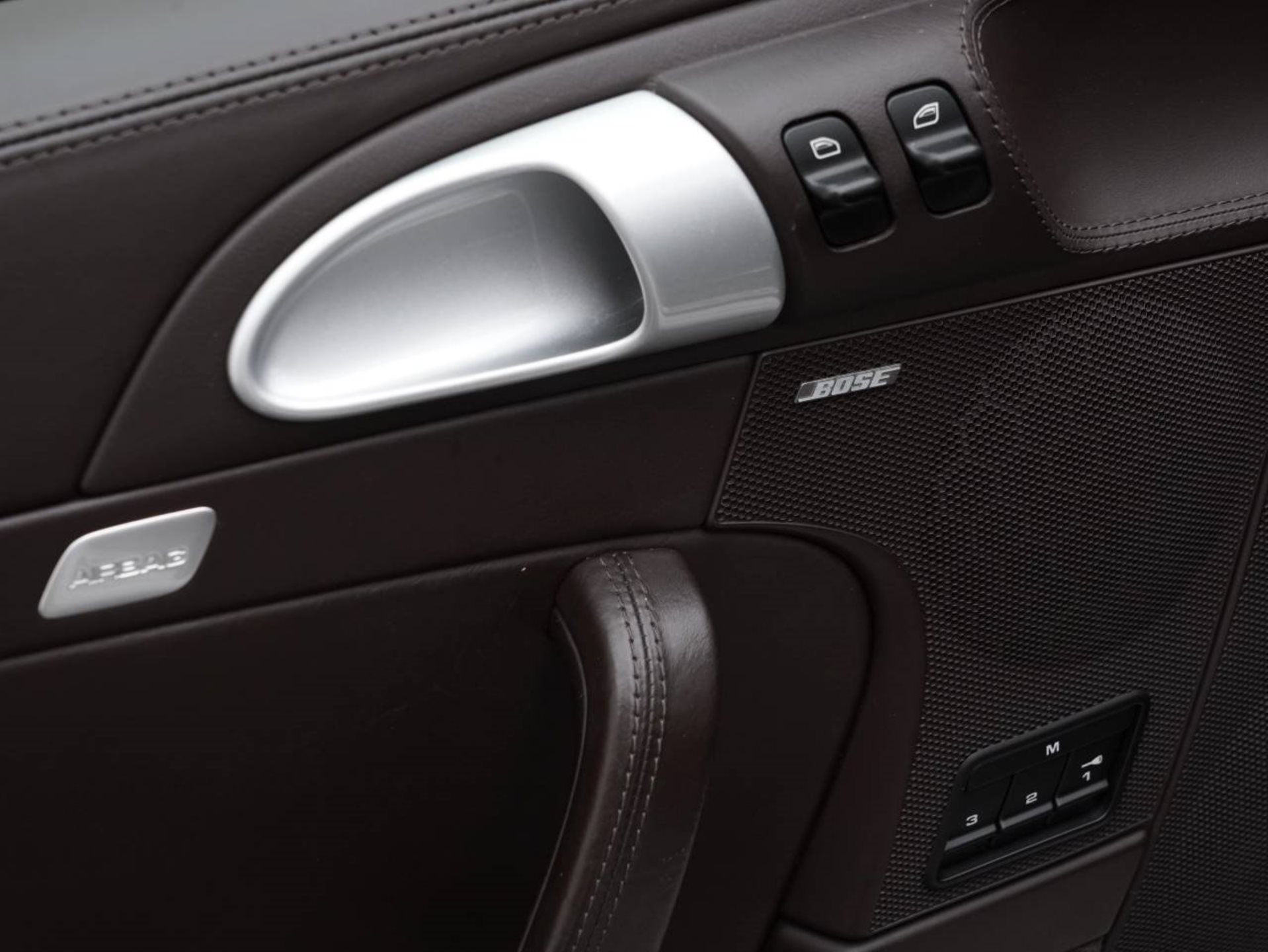 PORSCHE 911 Turbo S-image-20