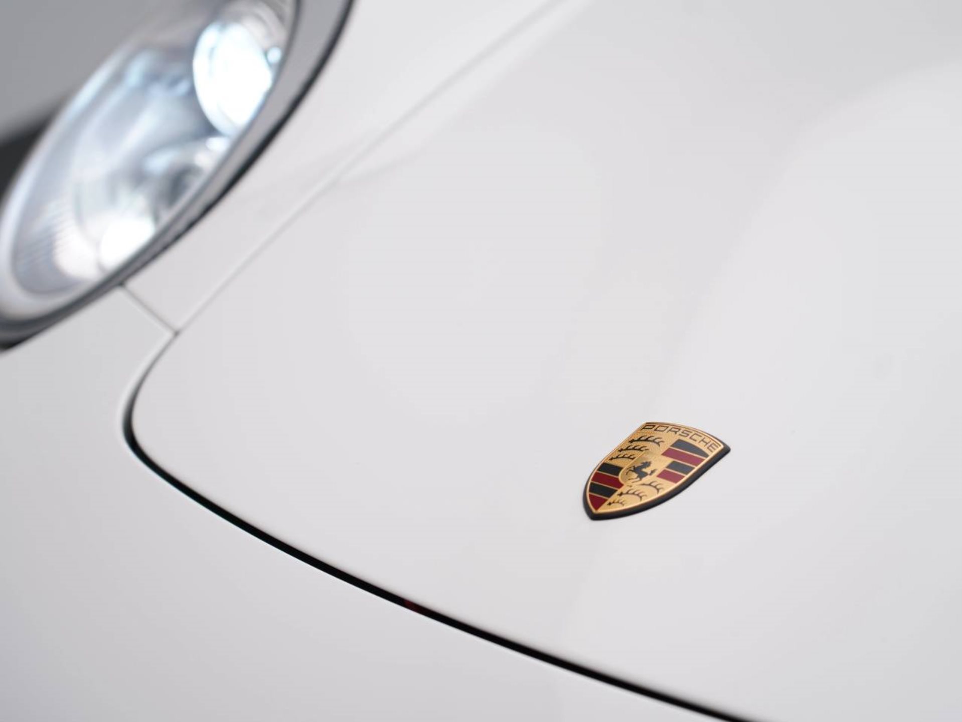 PORSCHE 911 Turbo S-image-11