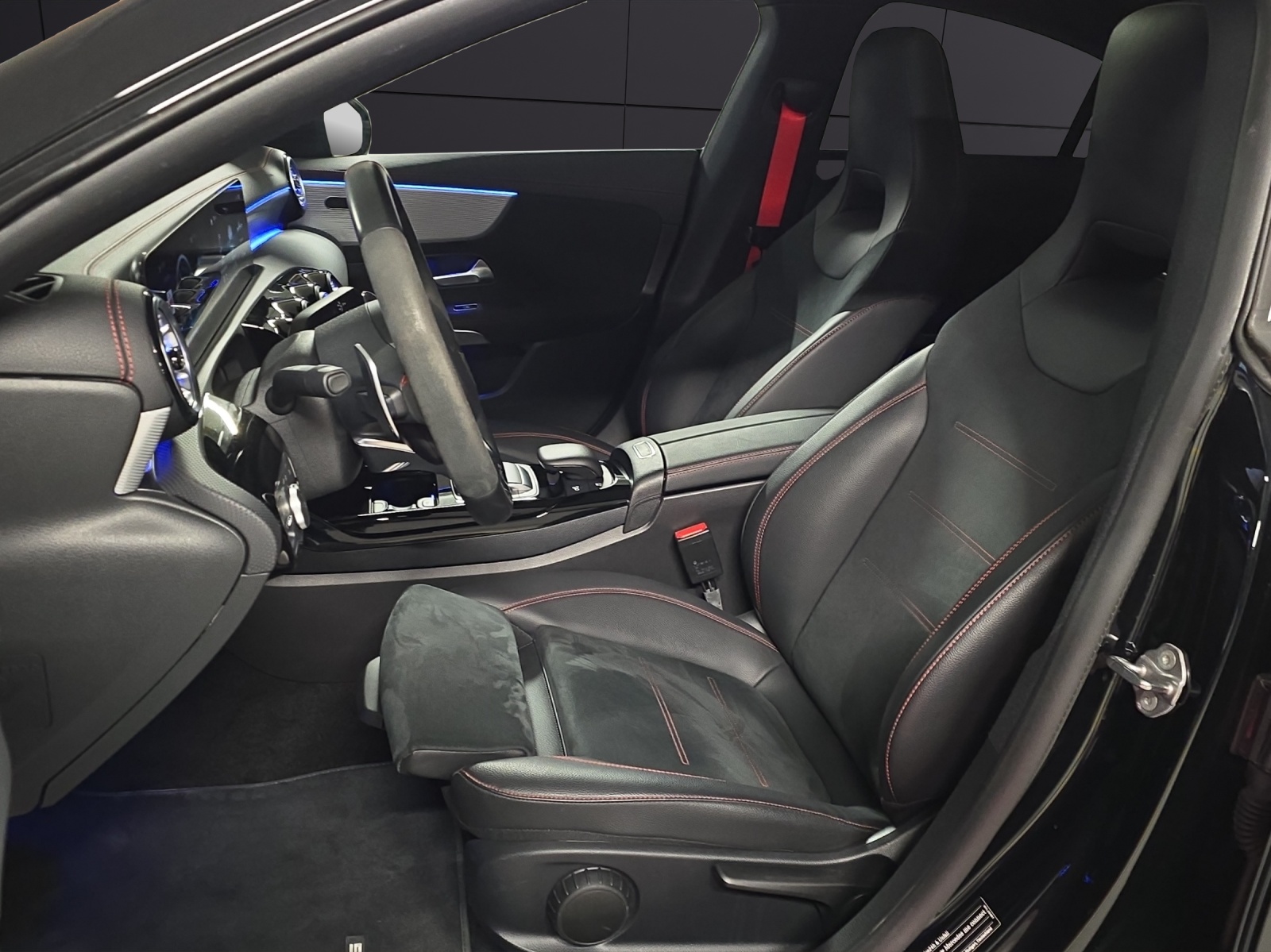 MERCEDES-BENZ CLA 45 S AMG 4Matic+ 8G-DCT-image-8