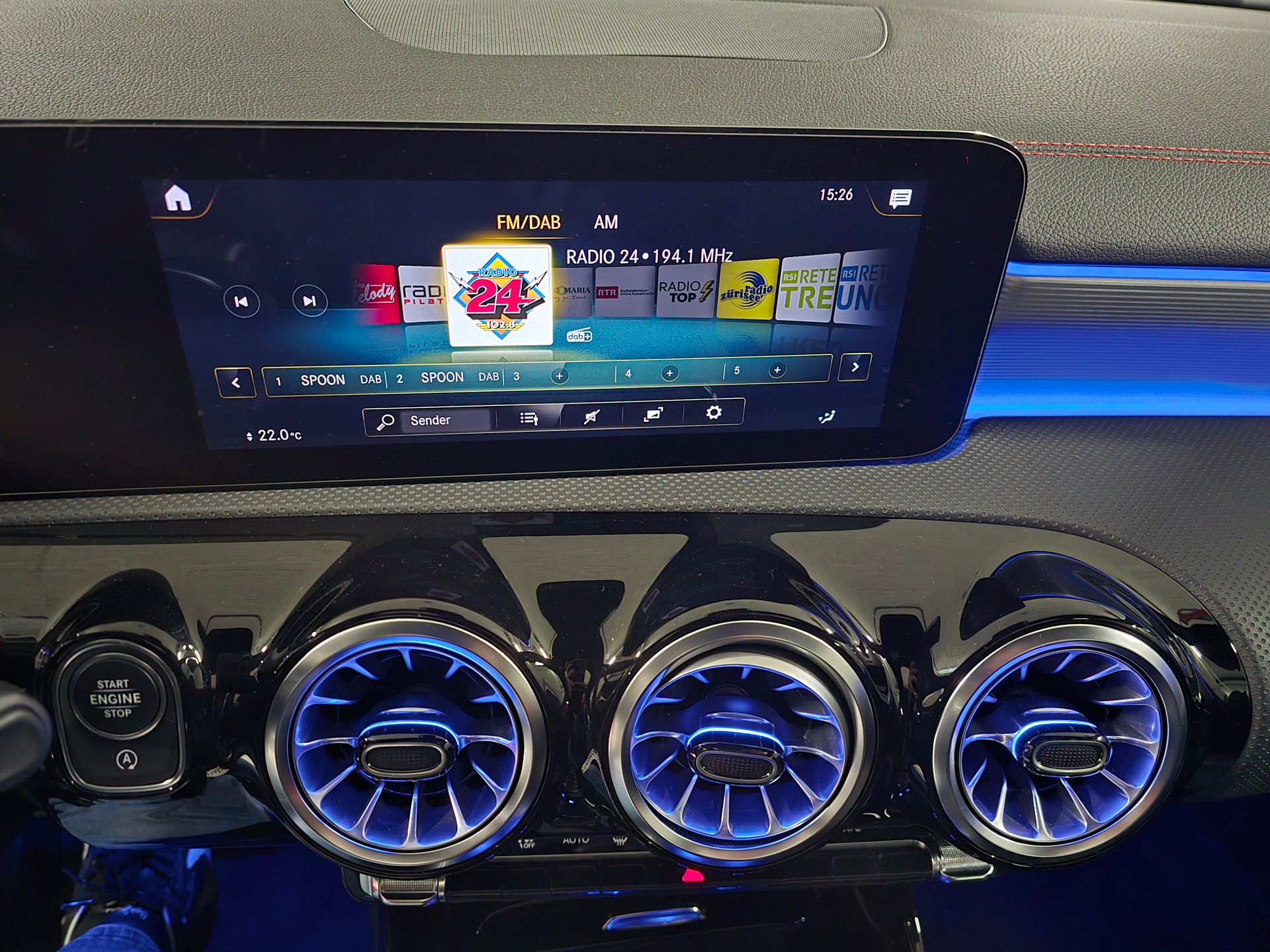 MERCEDES-BENZ CLA 45 S AMG 4Matic+ 8G-DCT-image-14