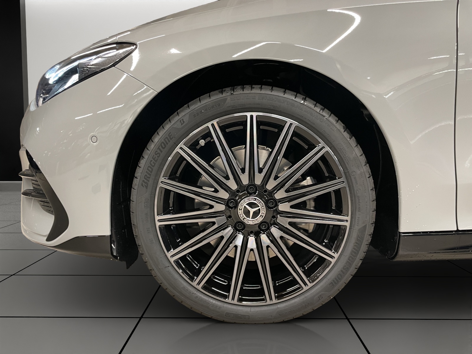 Image MERCEDES-BENZ CLA-350 CLA 350 4 Matic 85 kWh EQ