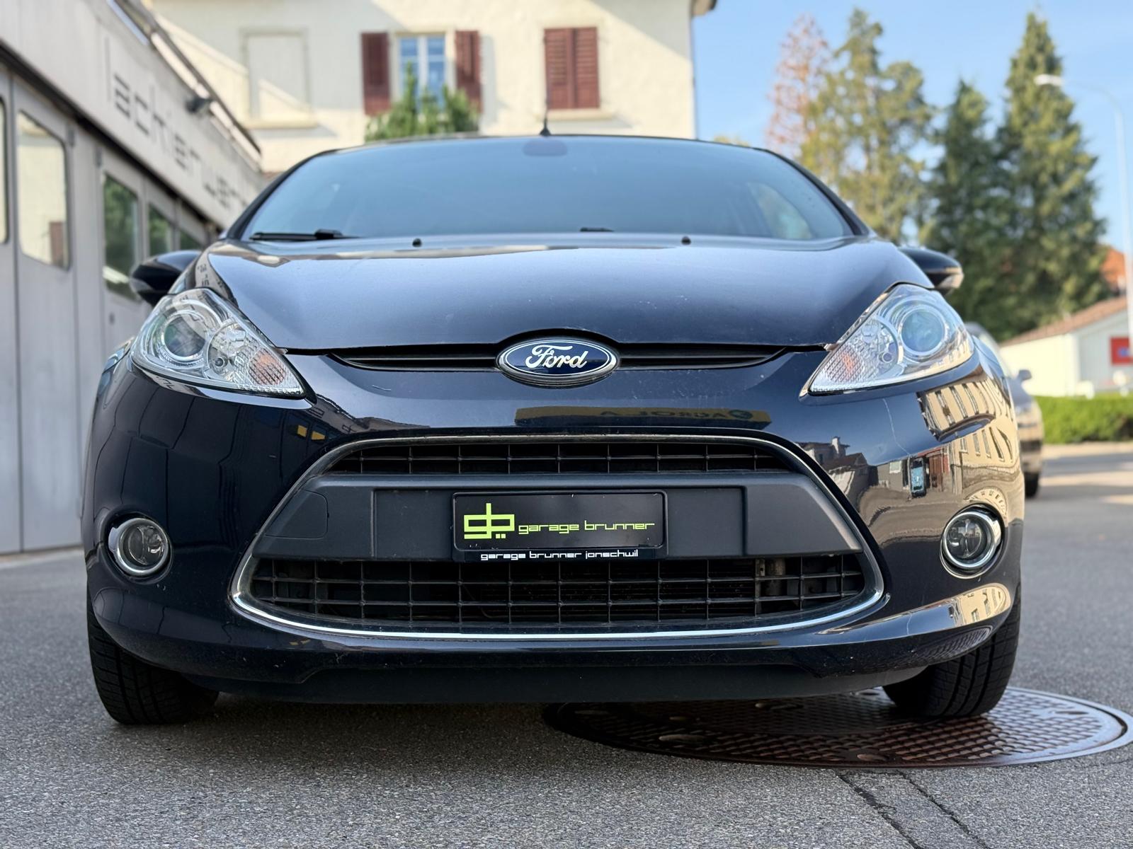 FORD Fiesta 1.6 16V Titanium-image-2