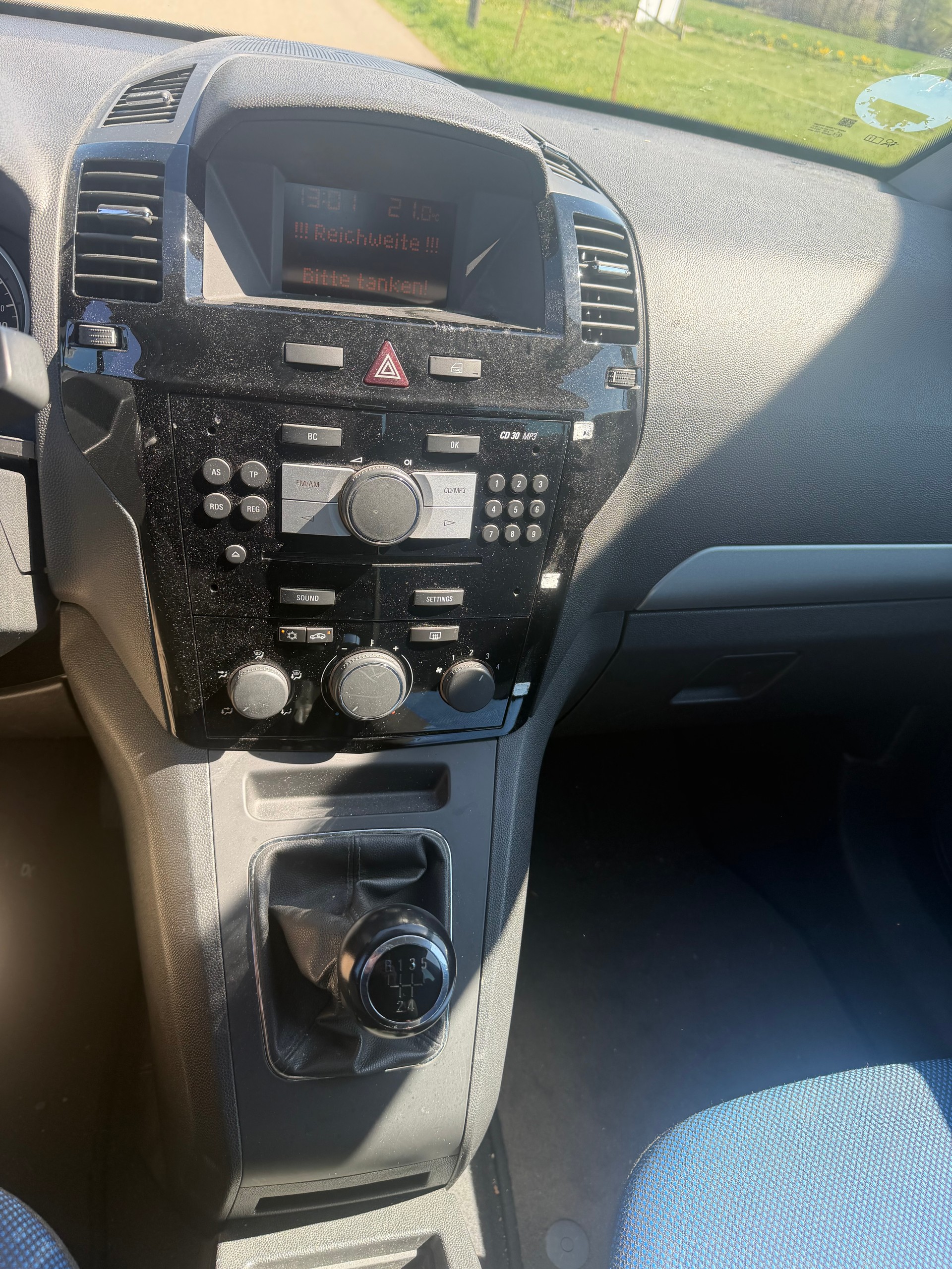 OPEL Zafira 1.8i 16V Anniversary Edition-image-10