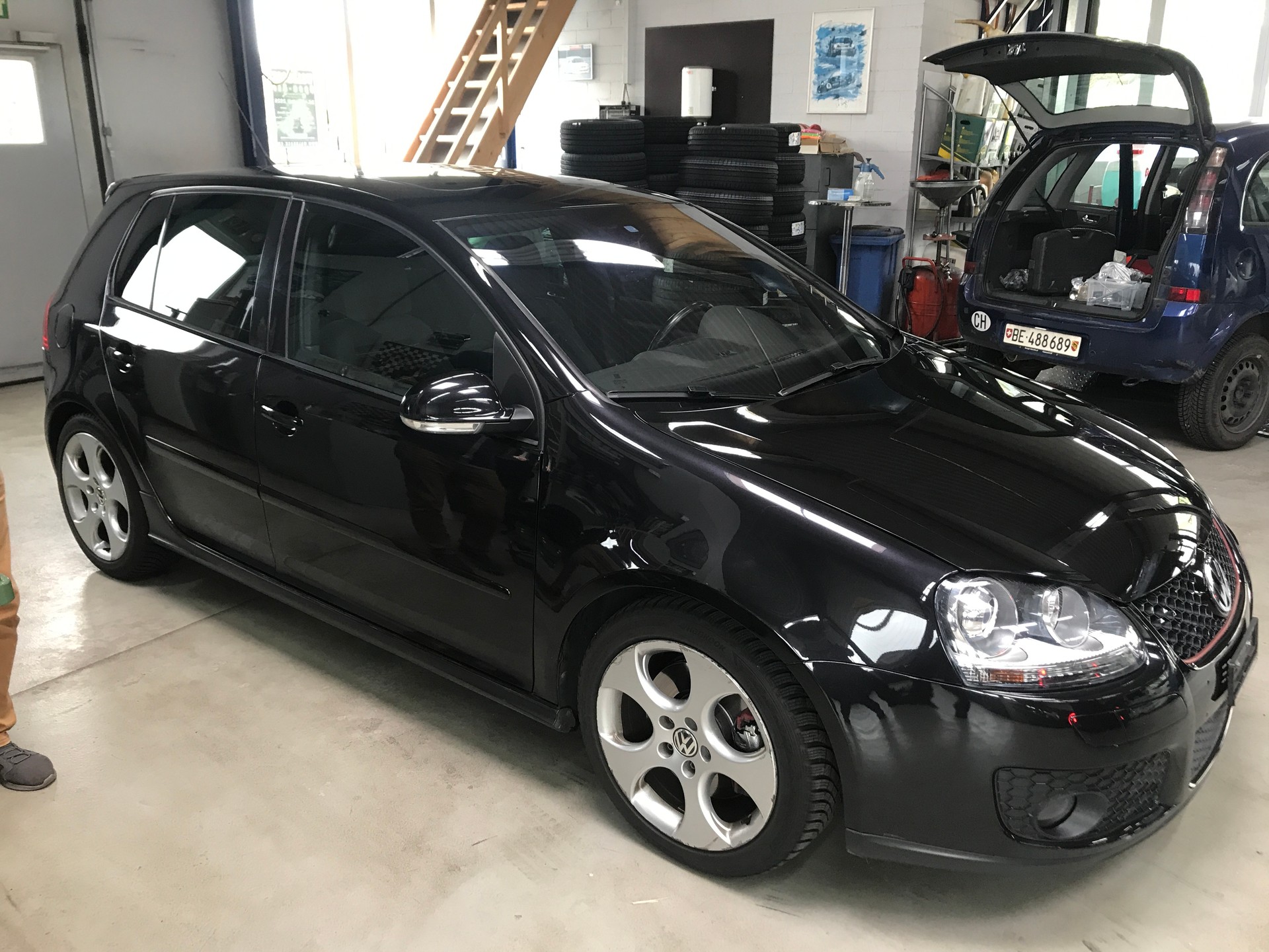 VW Golf 2.0 TFSI GTI-image-7