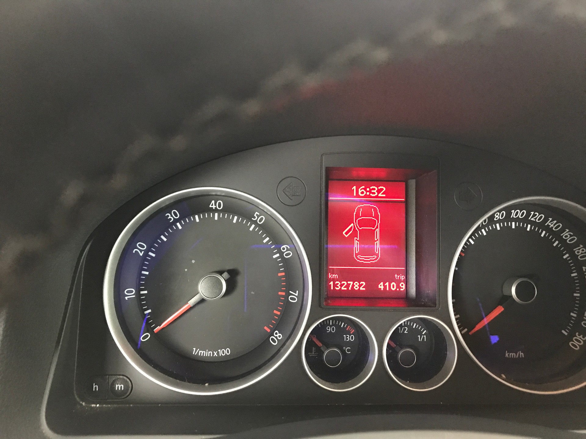 VW Golf 2.0 TFSI GTI-image-9