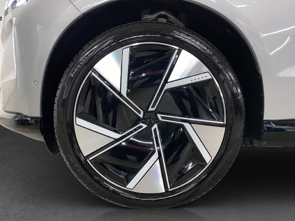 VOLVO EX 90 Twin Performance Ultra AWDD-image-14