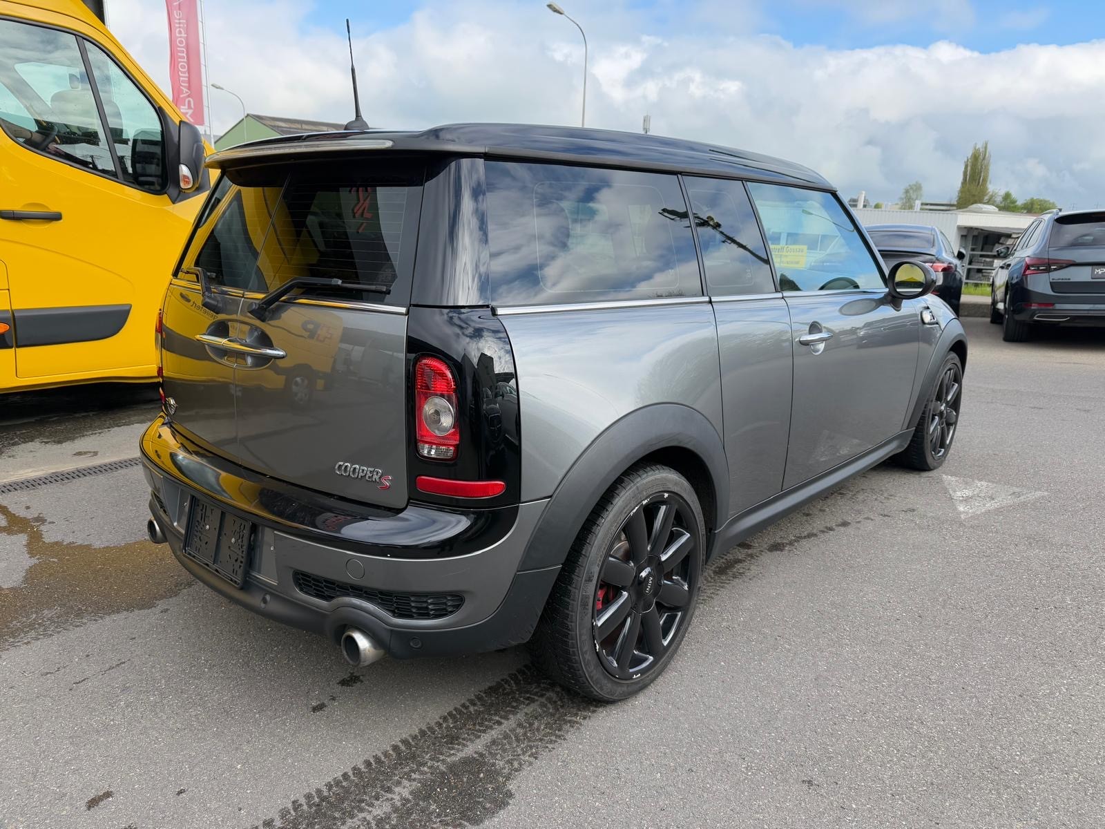 MINI Clubman Cooper S-image-1