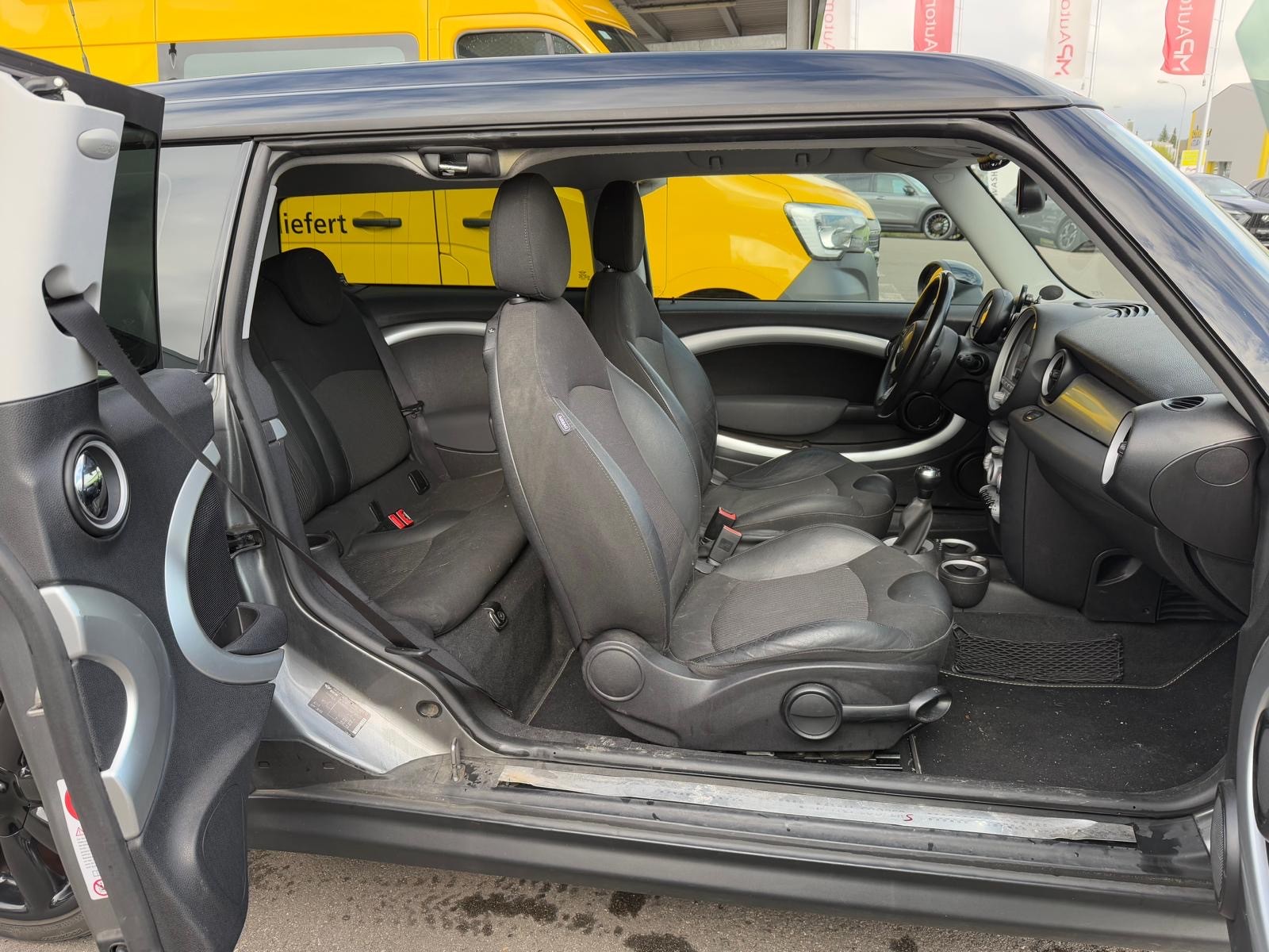 MINI Clubman Cooper S-image-7