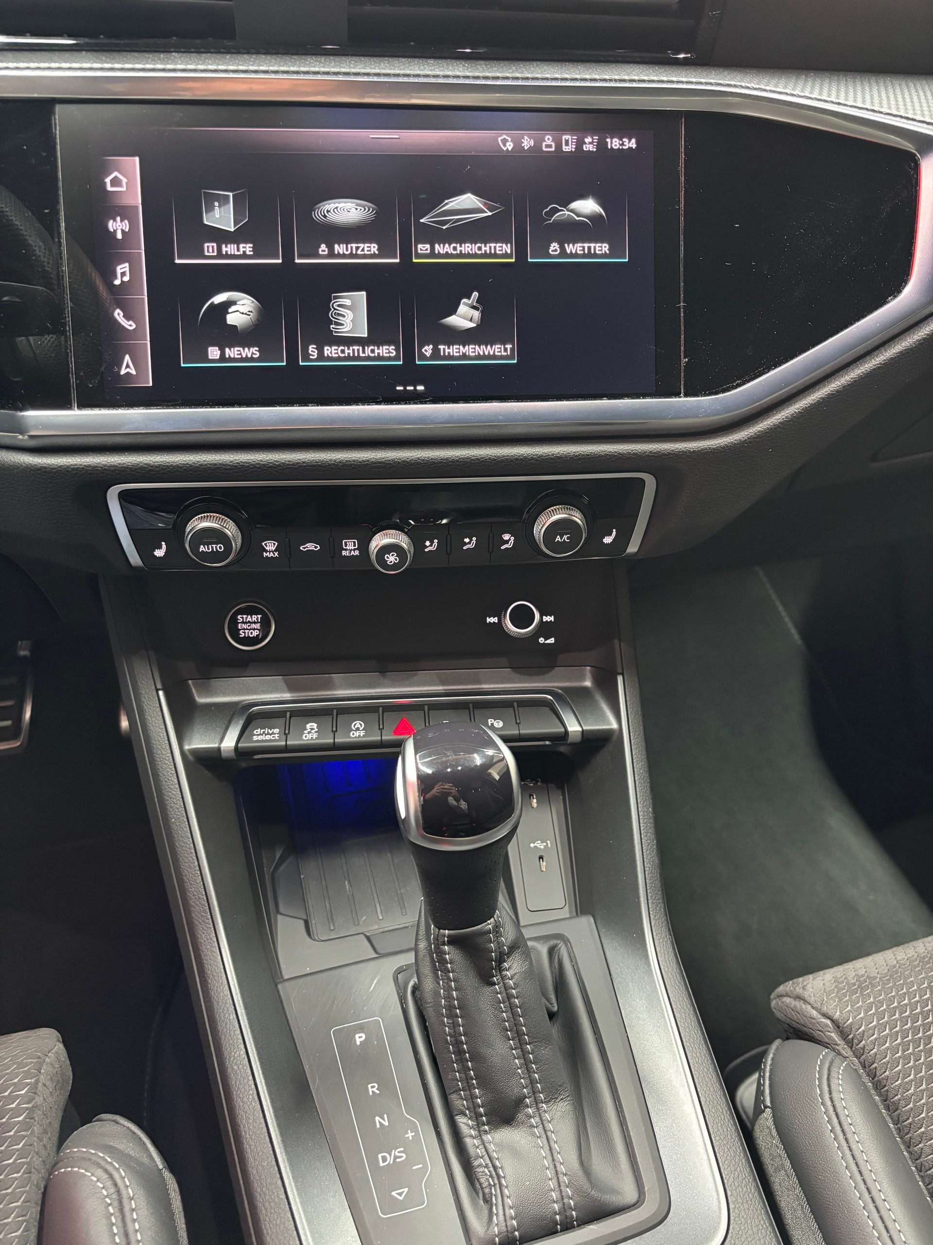 AUDI Q3 Sportback 35 TFSI S line Attraction S-tronic-image-9