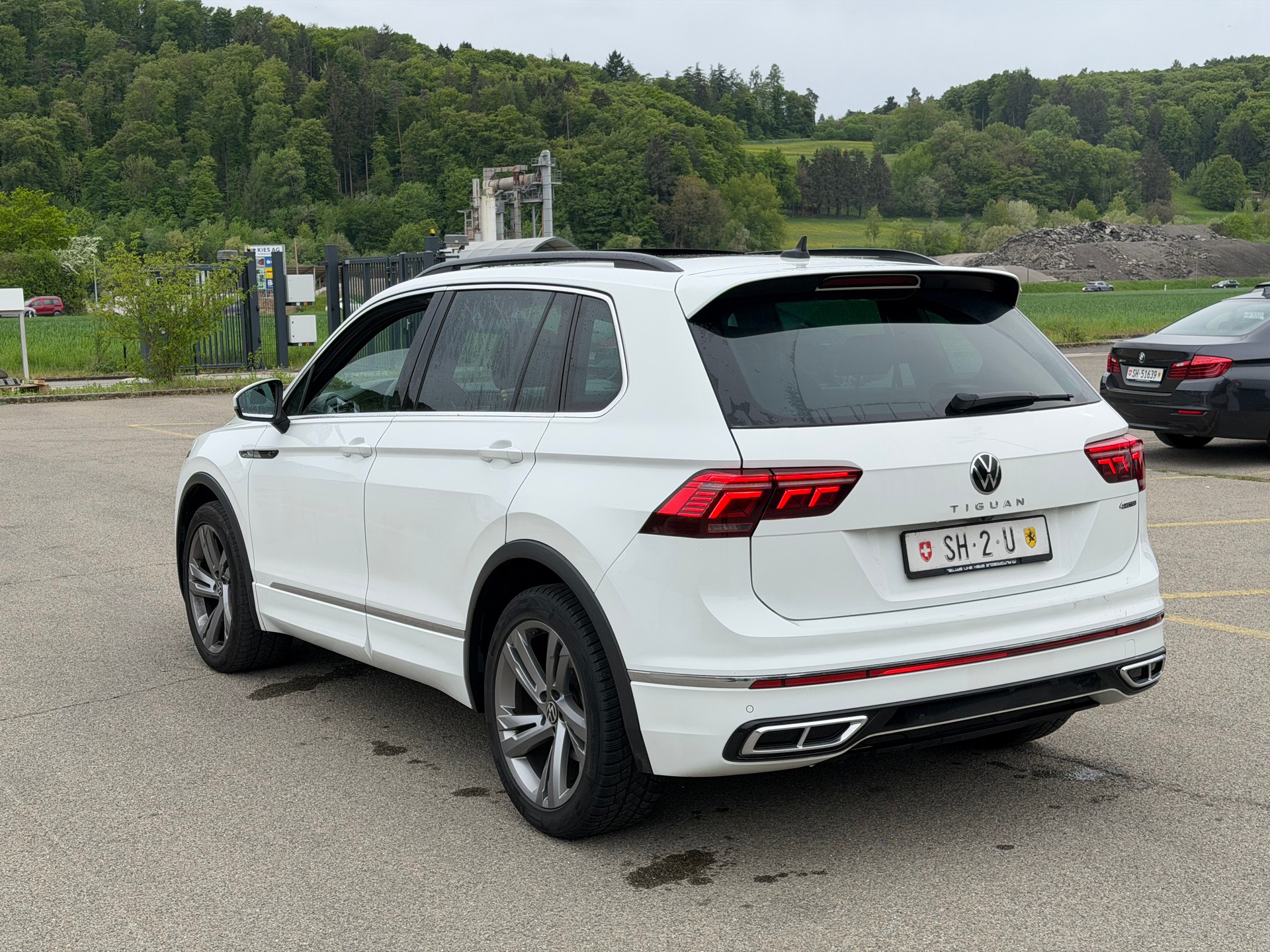 VW Tiguan 2.0 TDI SCR R-Line 4Motion DSG-image-6