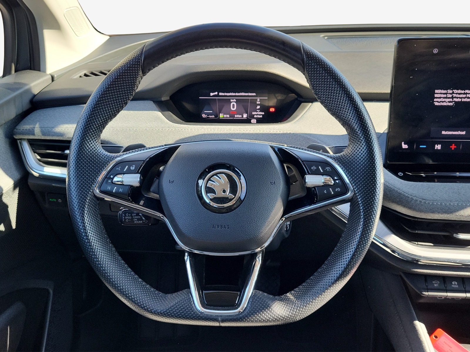 SKODA Enyaq iV 60-image-10