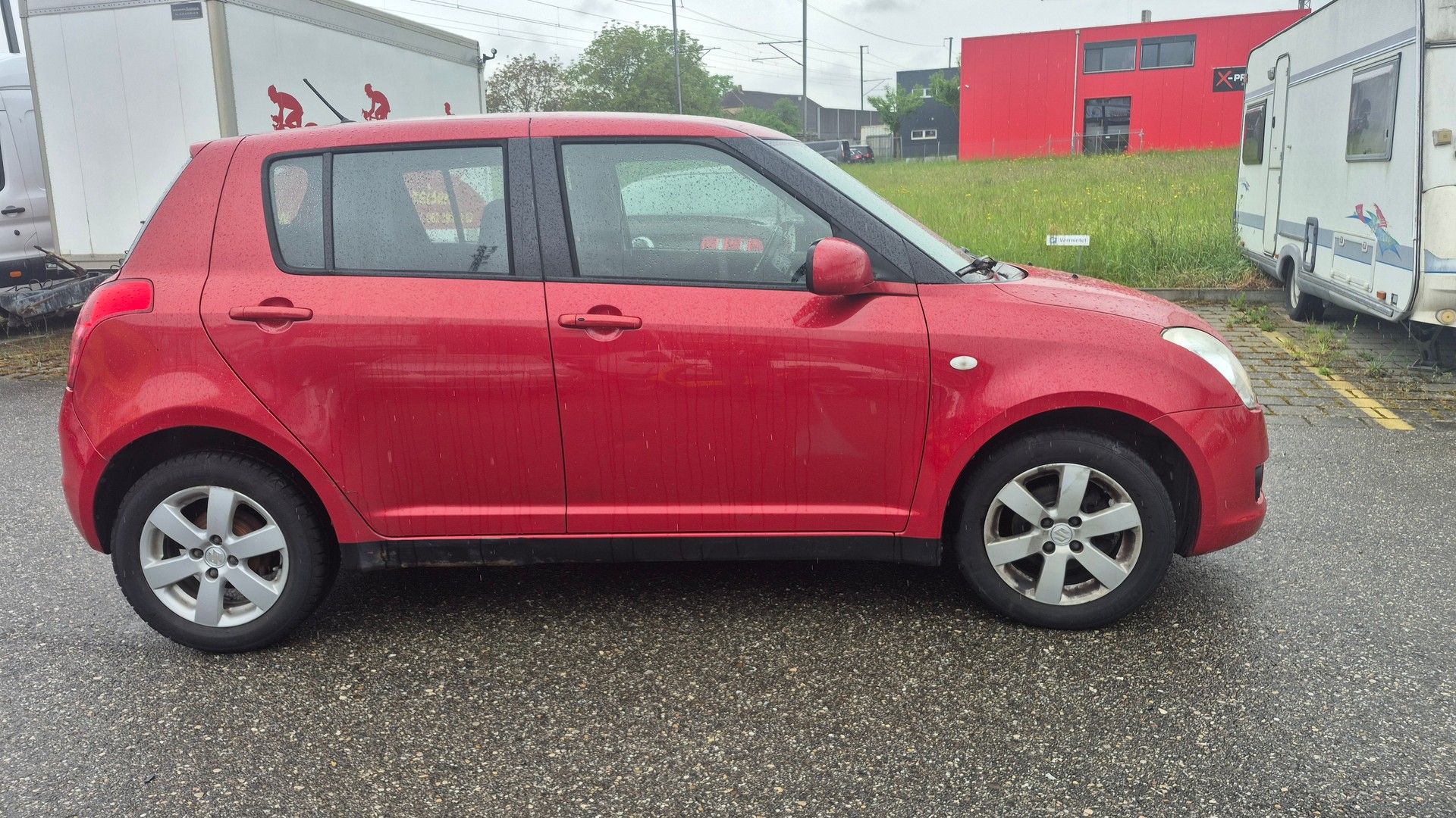 SUZUKI Swift 1.3i 16V GL Top Piz Sulai LE 4x4-image-3