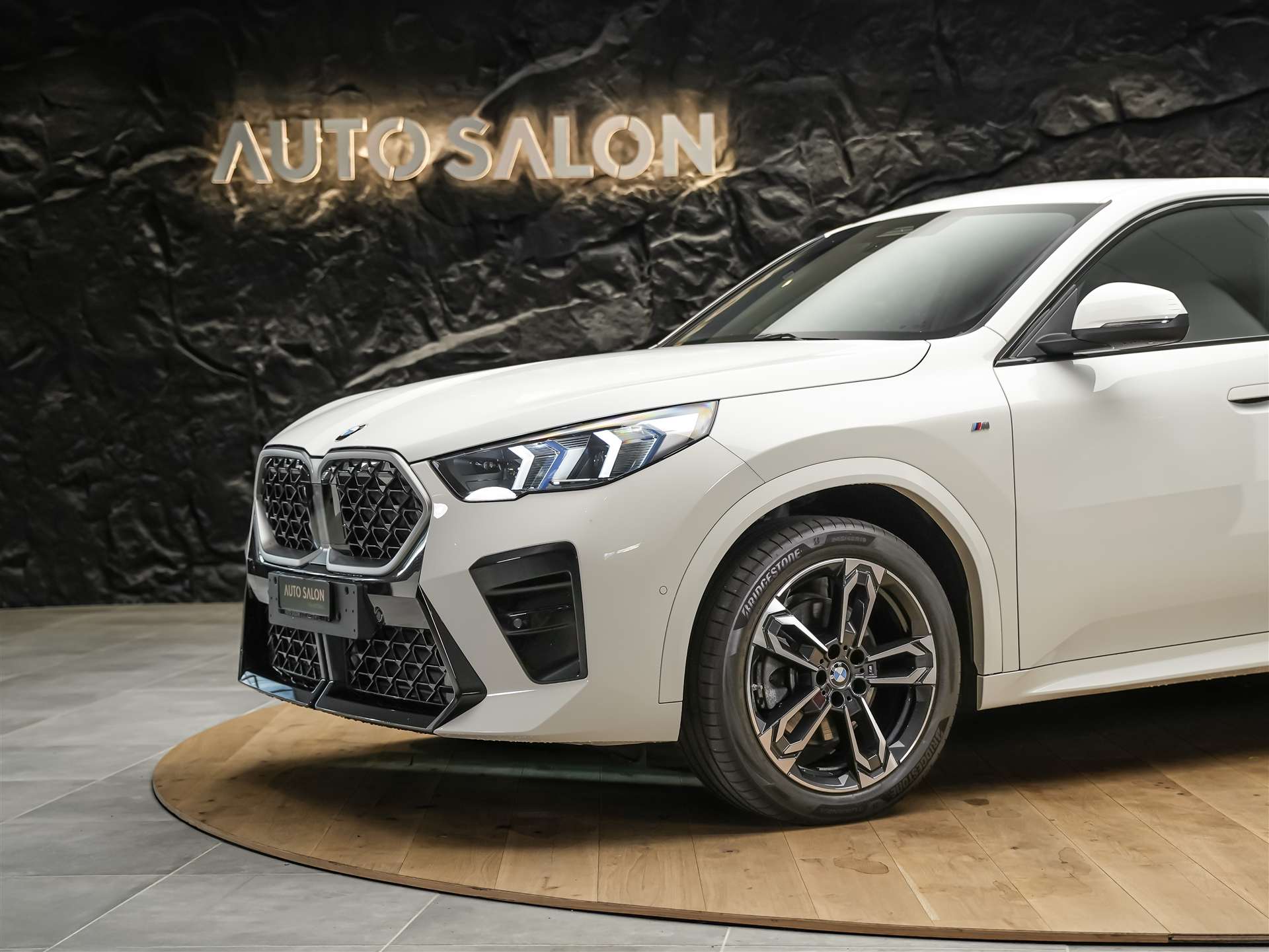 BMW X2 sDrive 20i 48V M Sport *Massagesitz*El. Sitze mit Memory*Harman/Kardon*-image-12