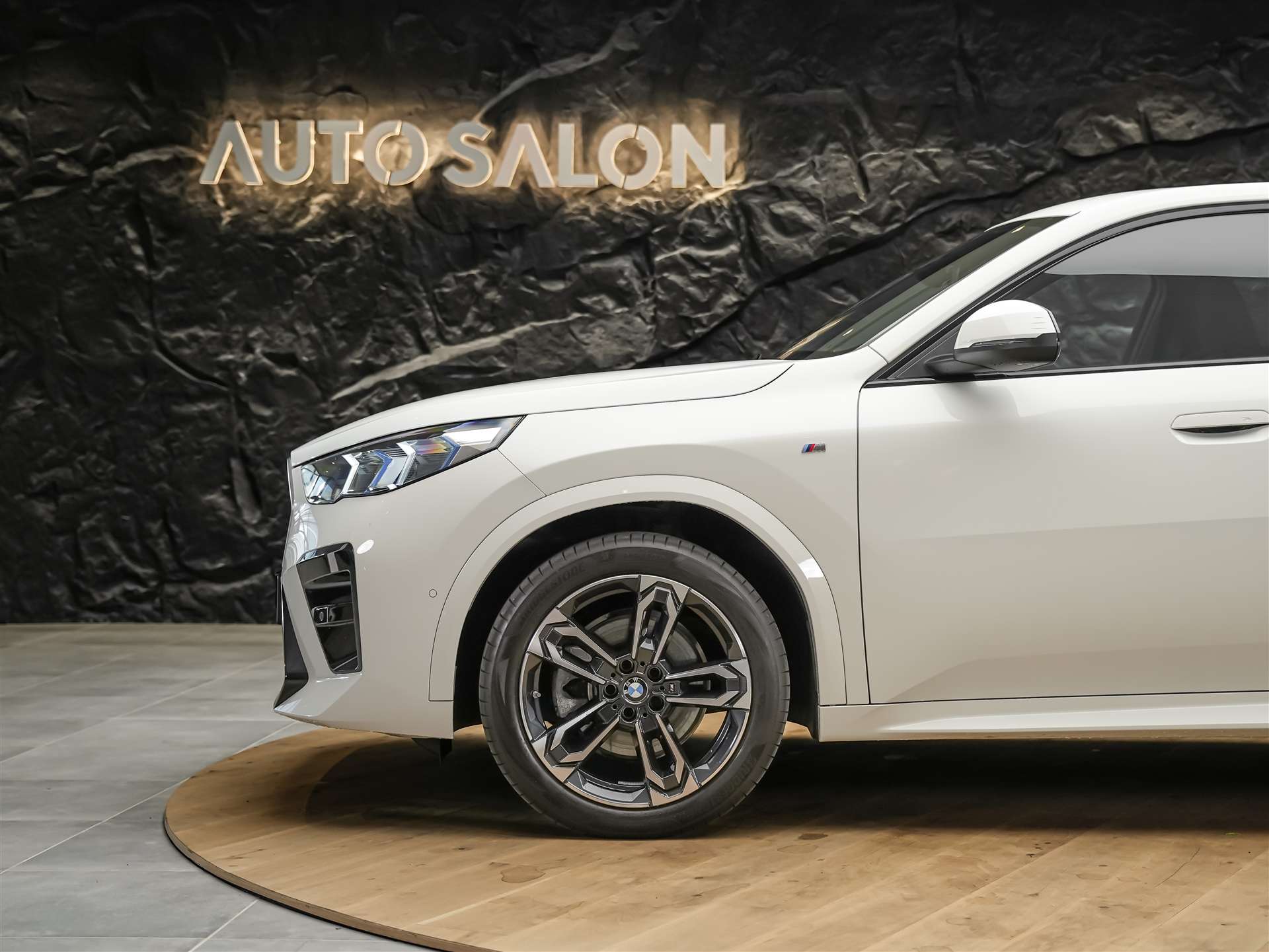 BMW X2 sDrive 20i 48V M Sport *Massagesitz*El. Sitze mit Memory*Harman/Kardon*-image-13