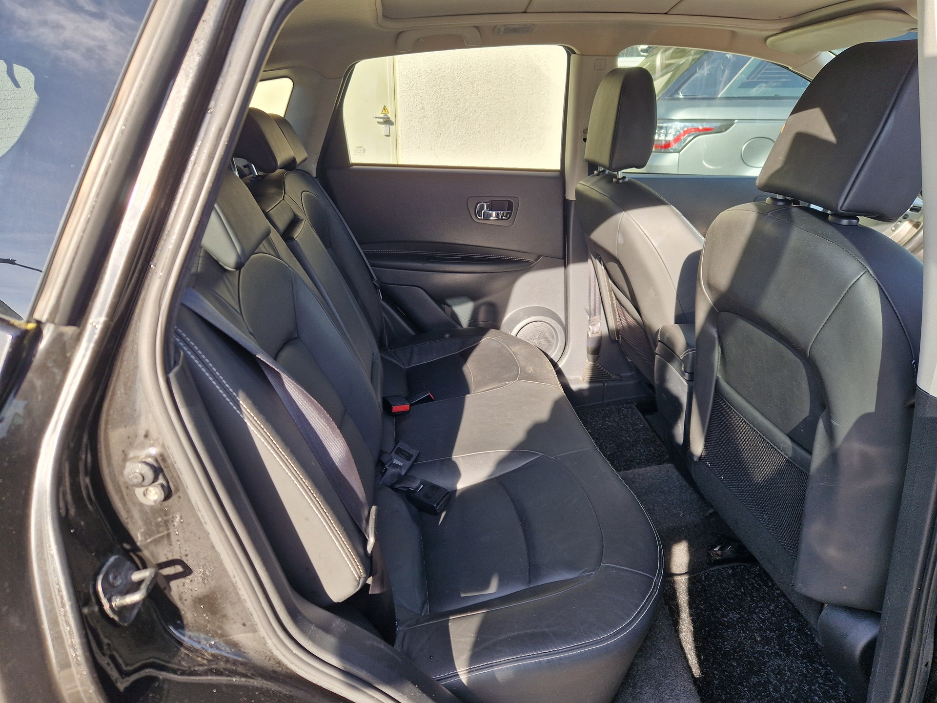 NISSAN Qashqai 2.0 dCi 4WD tekna-image-5