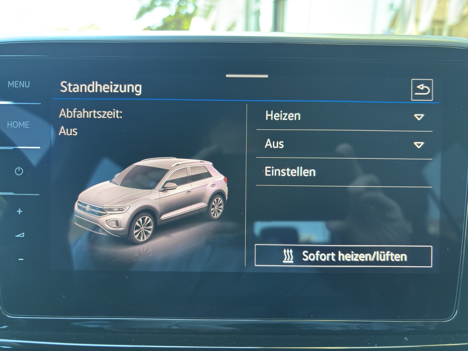 VW New T-Roc 2.0 TSI R-Line DSG 4Motion mit AHK, Standheizung & Winterräder-image-25