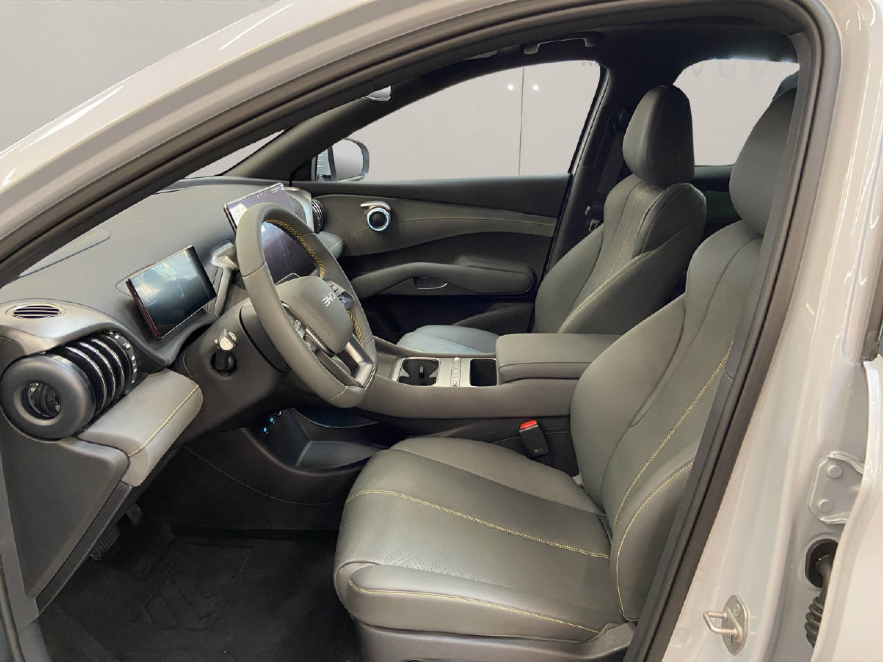 BYD Atto 3 EVO Excellence AWD-image-4