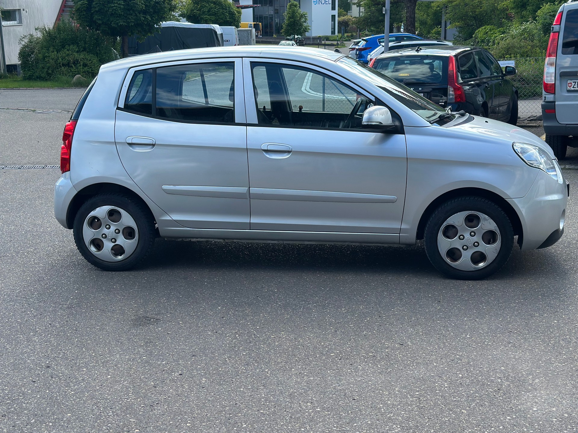 KIA Picanto 1.1 Classic-image-4