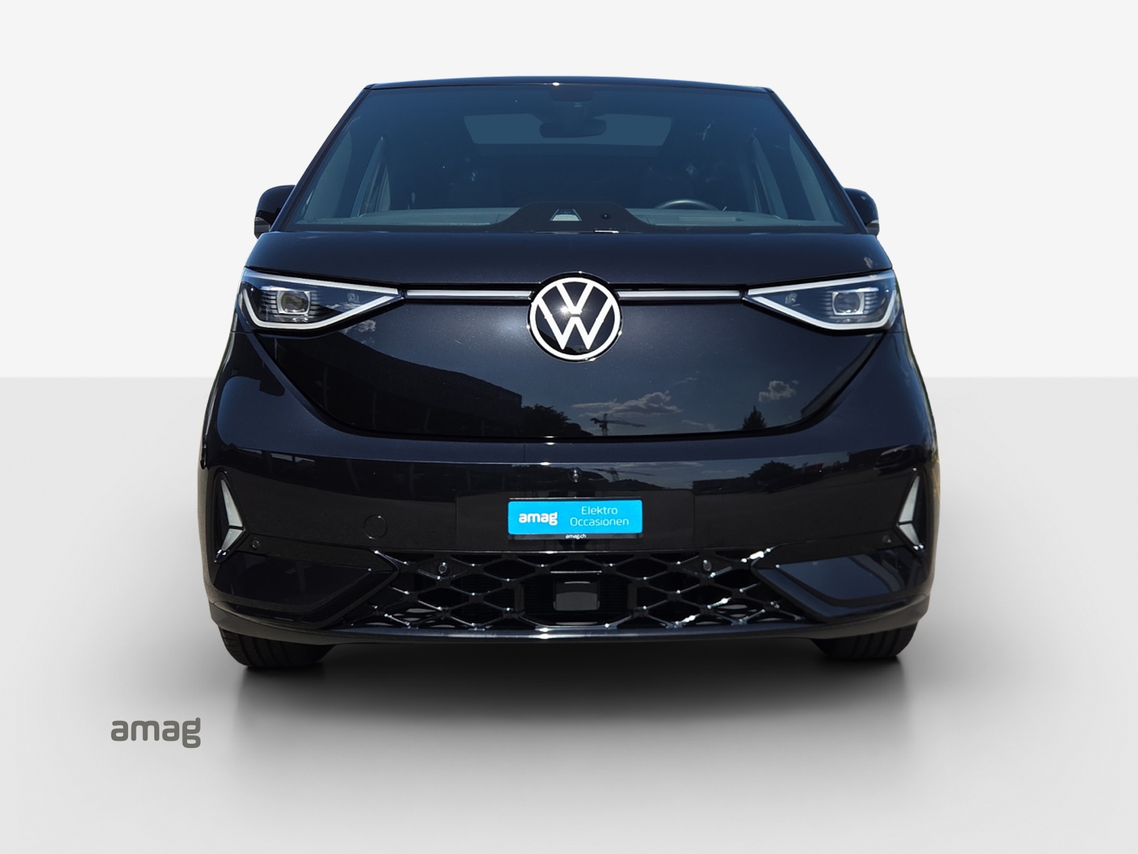 VW ID.Buzz LWB GTX 4 Motion-image-7
