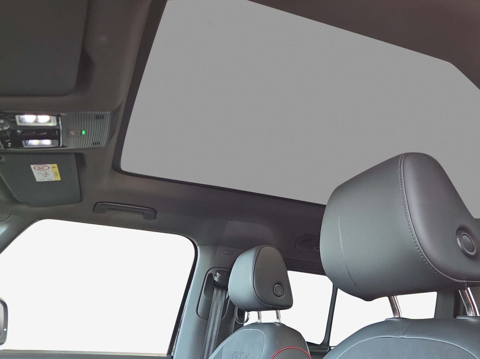 VW ID.Buzz LWB GTX 4 Motion-image-14
