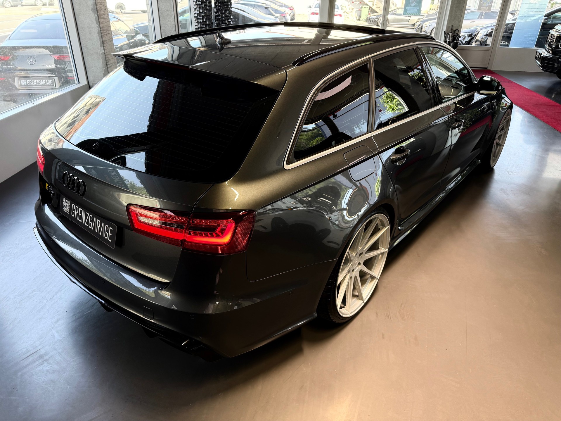 AUDI RS6 Avant 4.0 TFSI V8 quattro Tiptronic-image-8