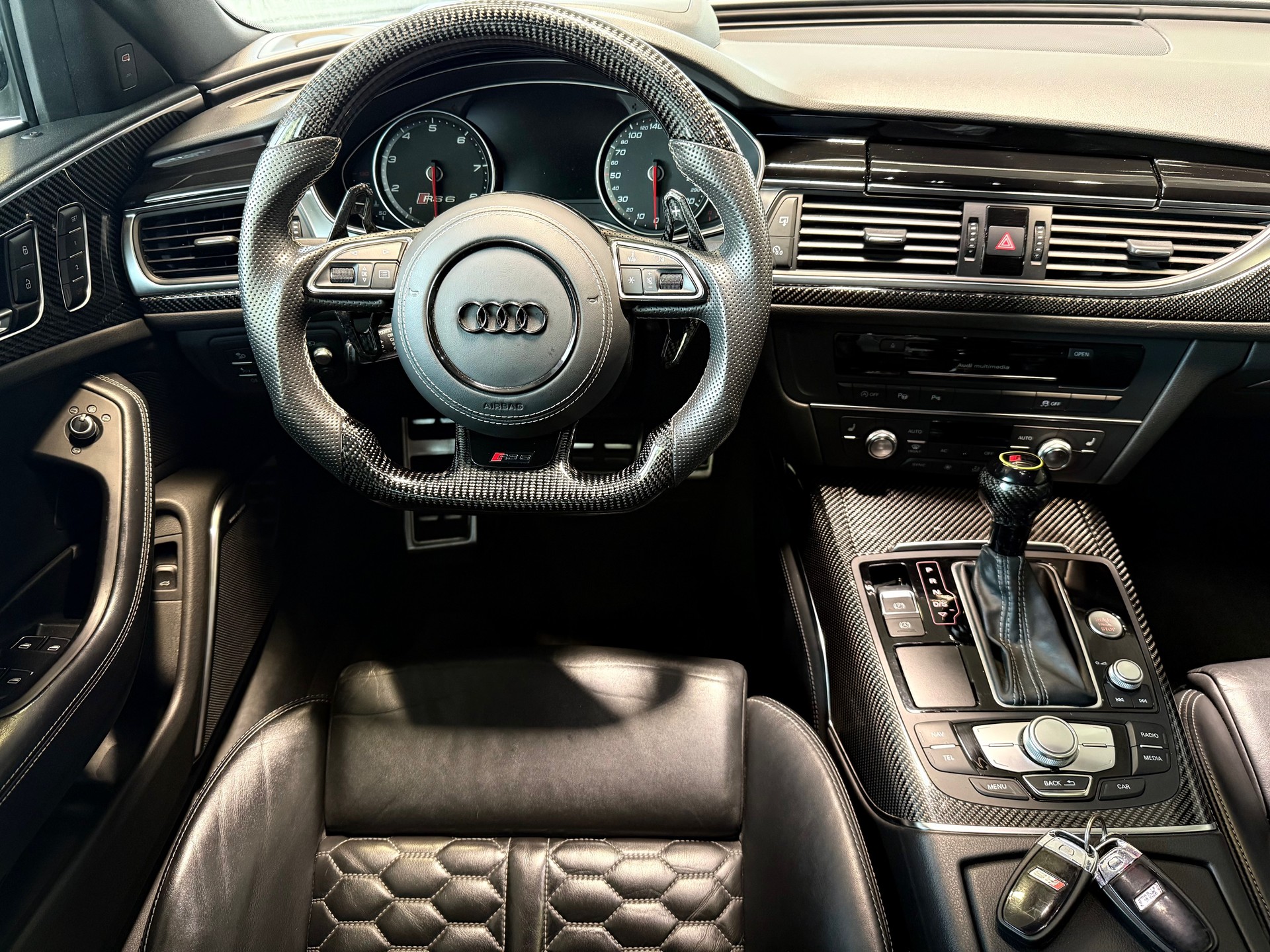 AUDI RS6 Avant 4.0 TFSI V8 quattro Tiptronic-image-15