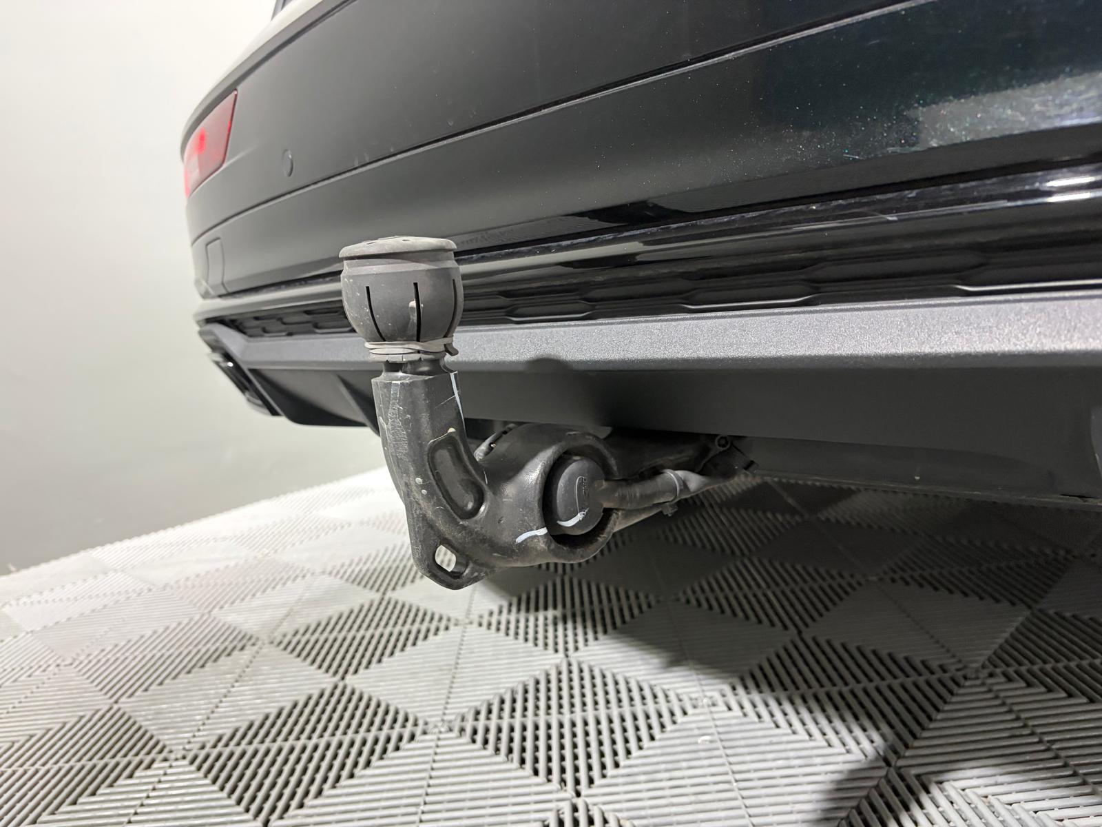 AUDI Q5 45 TFSI S line quattro S-tronic-image-8
