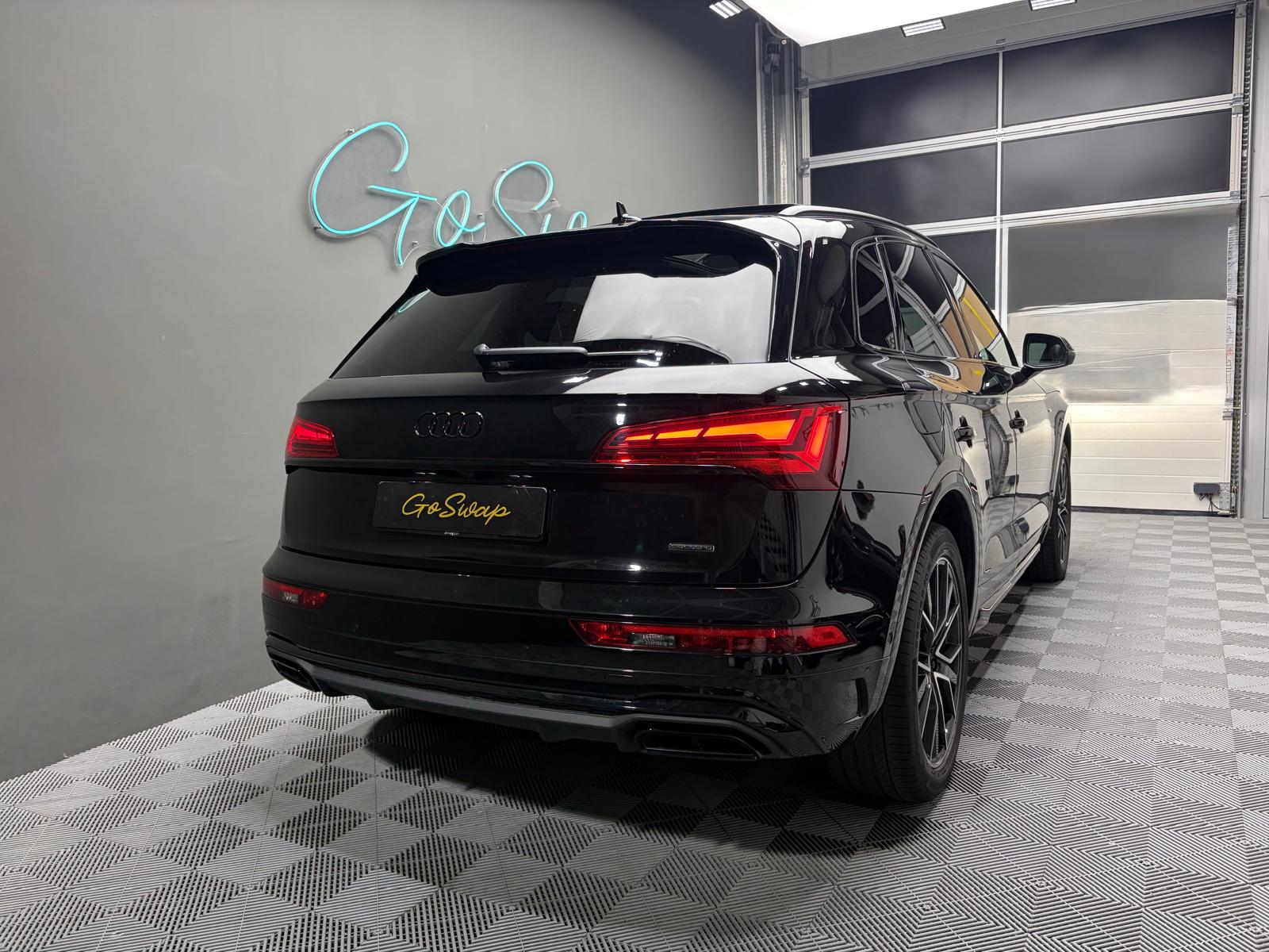 AUDI Q5 45 TFSI S line quattro S-tronic-image-4