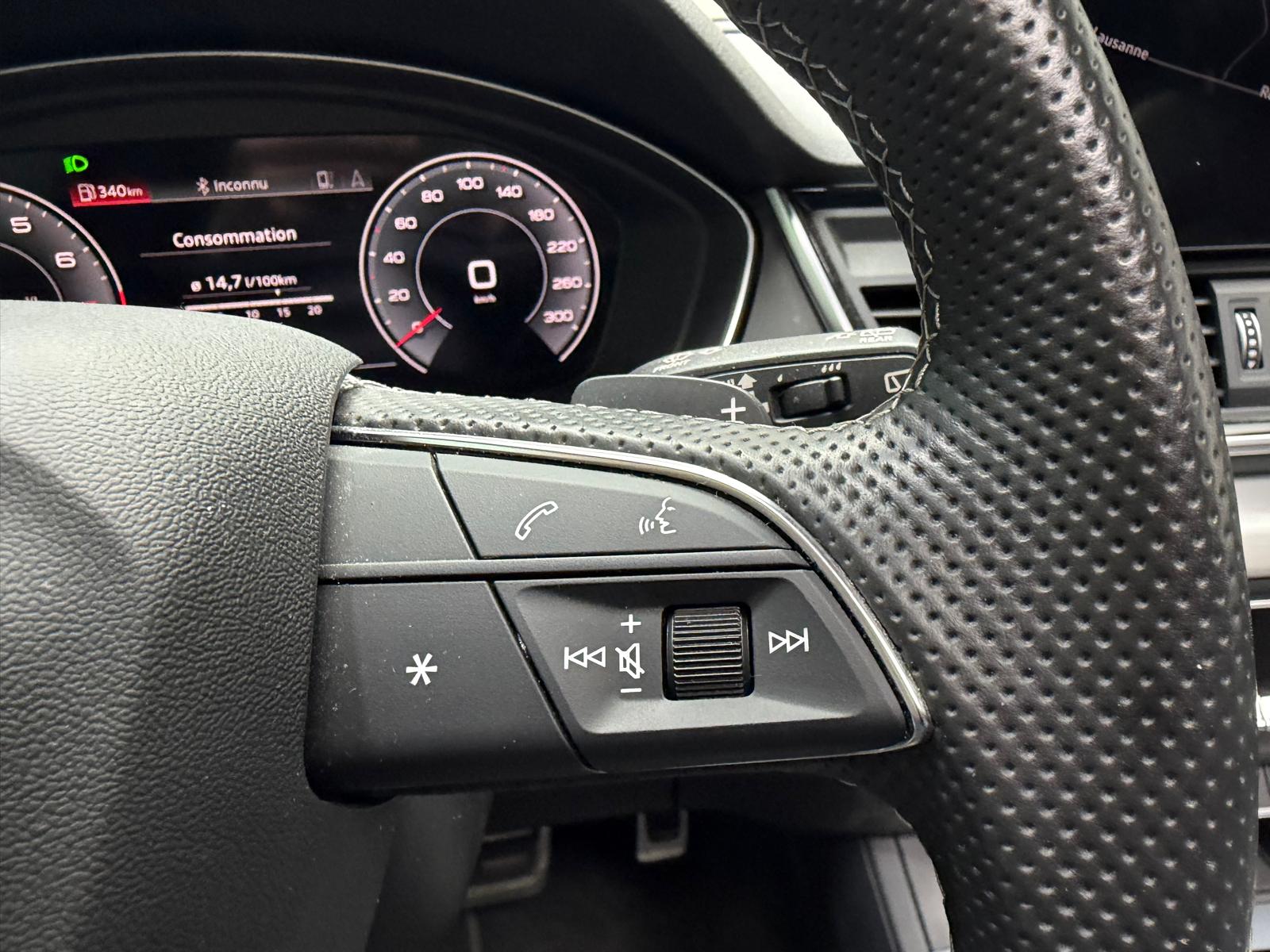 AUDI Q5 45 TFSI S line quattro S-tronic-image-25