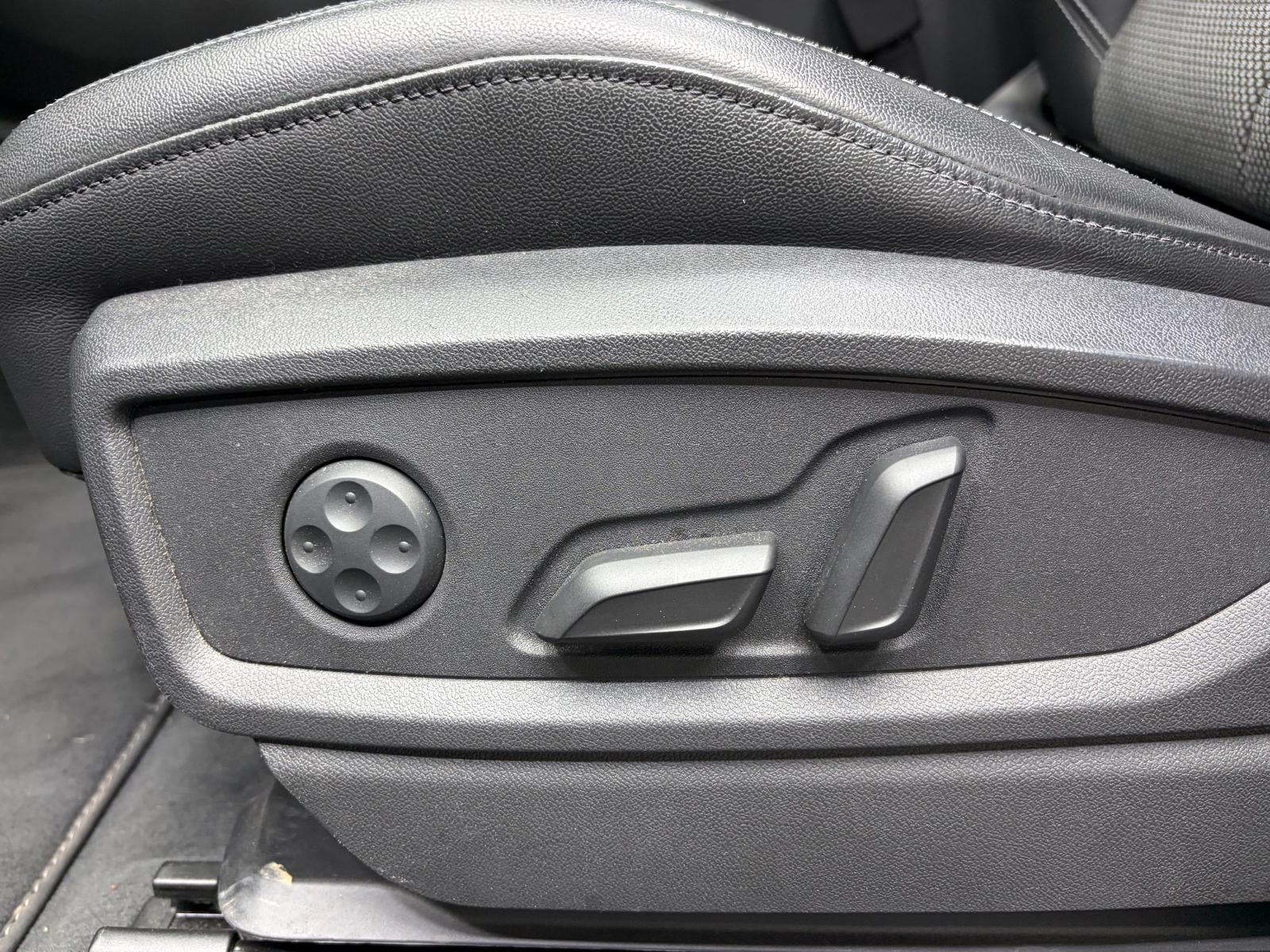 AUDI Q5 45 TFSI S line quattro S-tronic-image-15