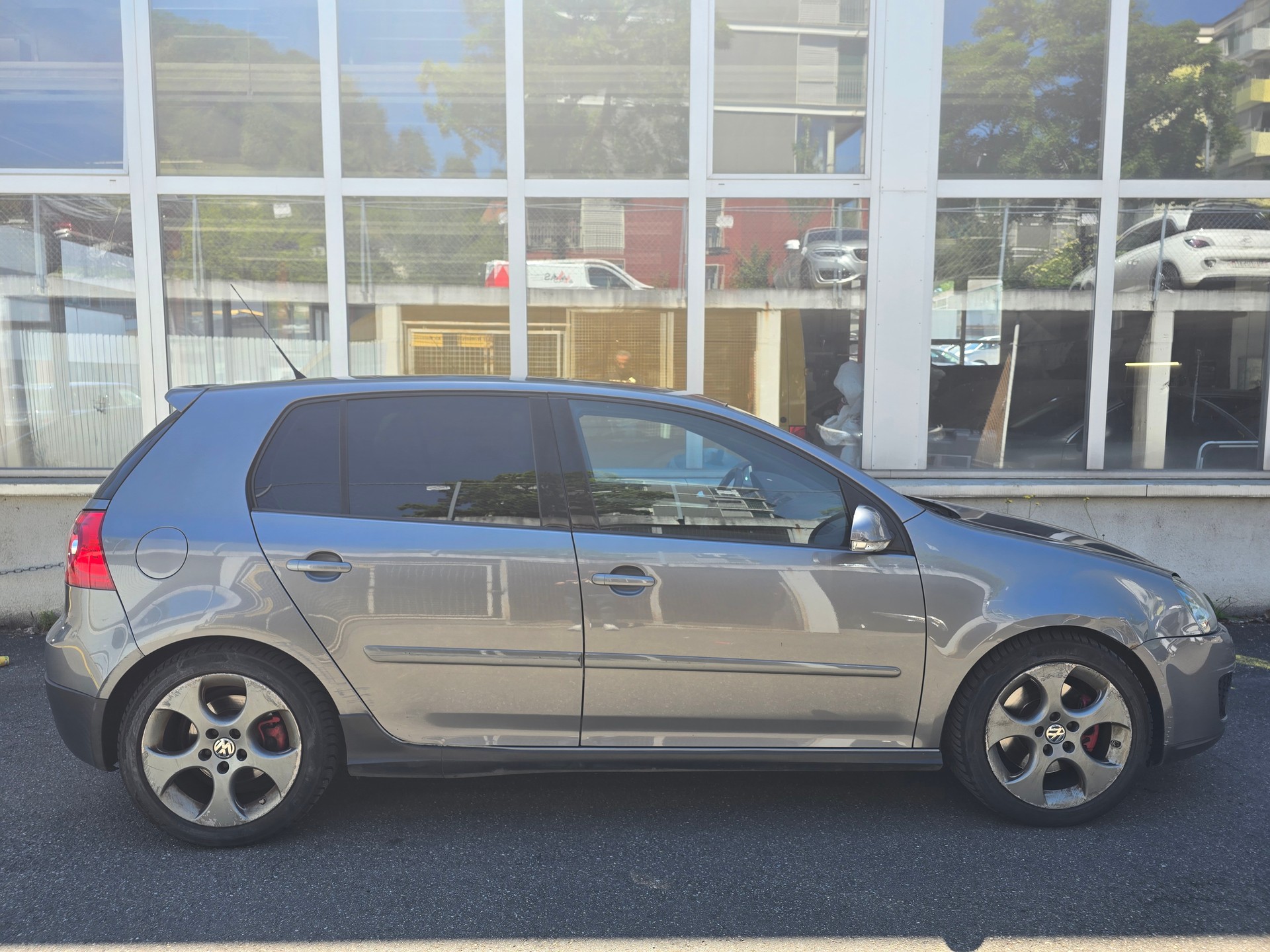 VW Golf 2.0 TFSI GTI-image-7