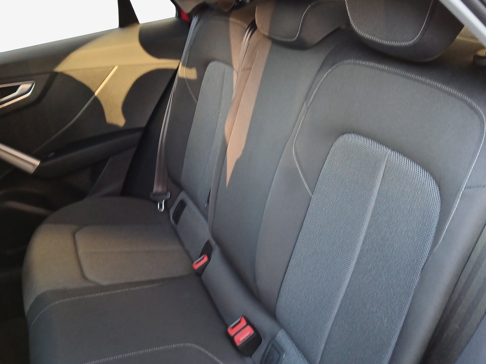 AUDI Q2 35 TFSI S line S-tronic-image-11